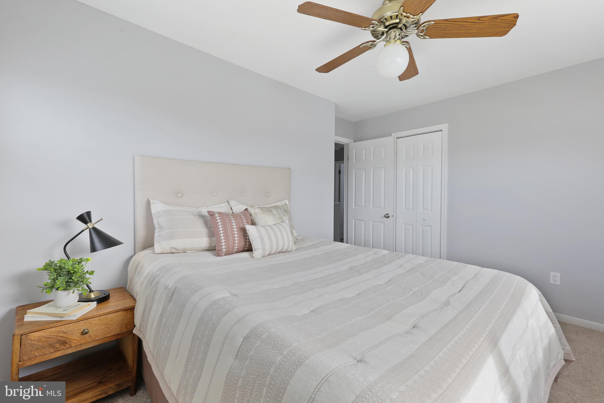 COUNTRY RIDGE - Residential