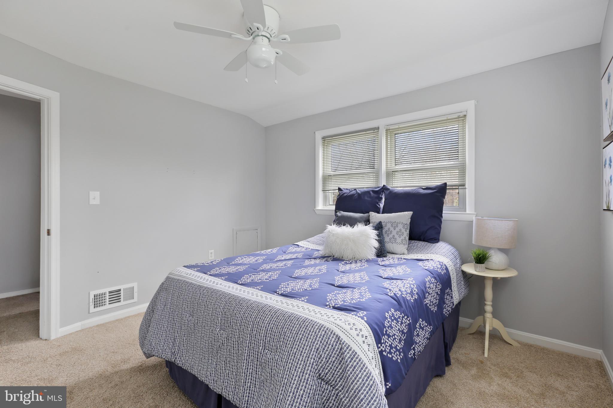 COUNTRY RIDGE - Residential