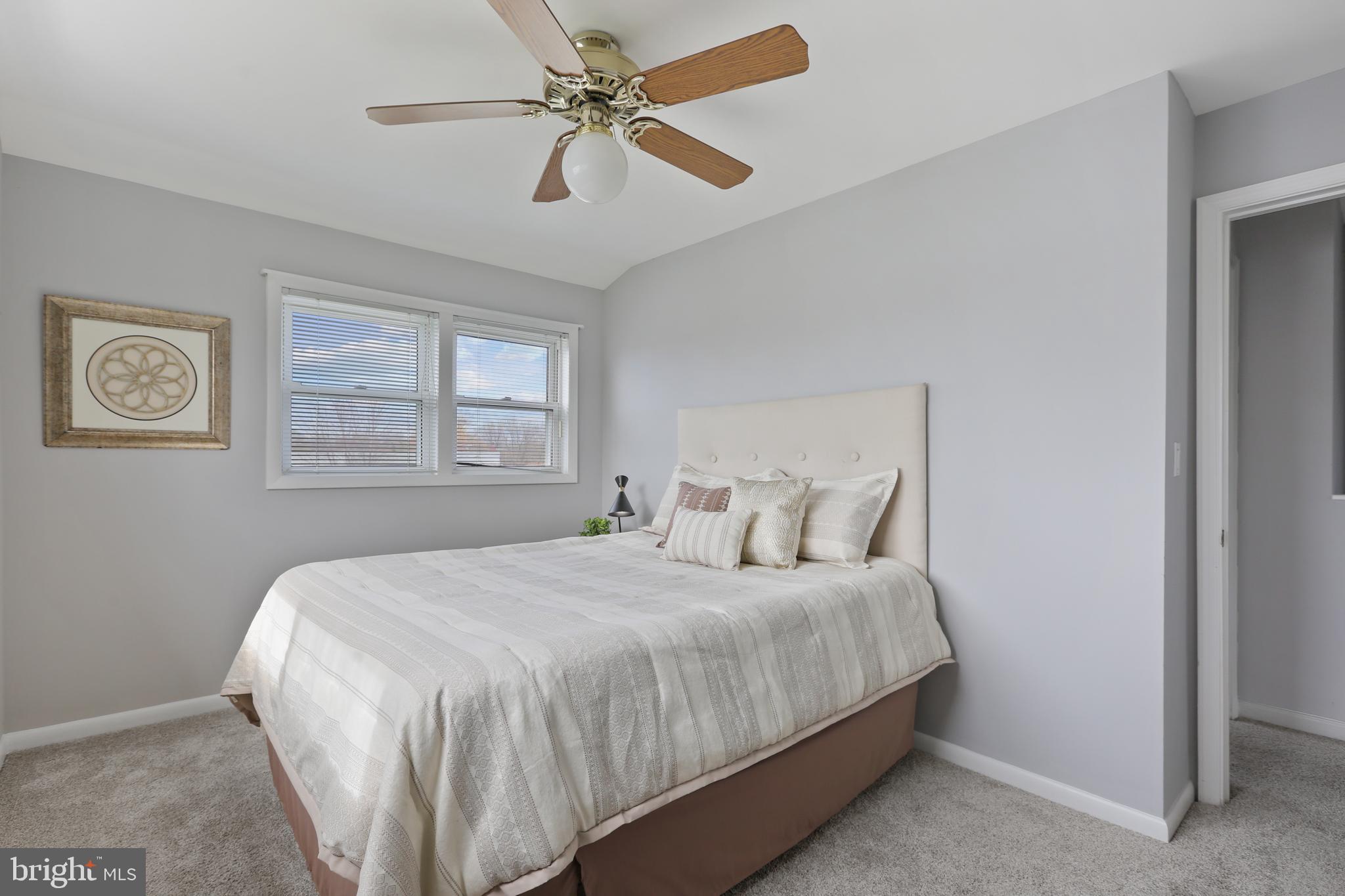 COUNTRY RIDGE - Residential