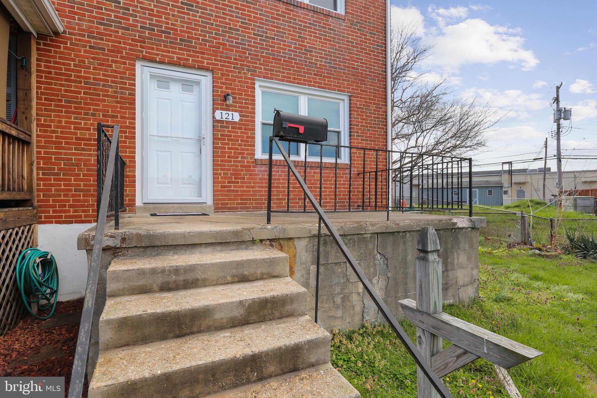 COUNTRY RIDGE - Residential