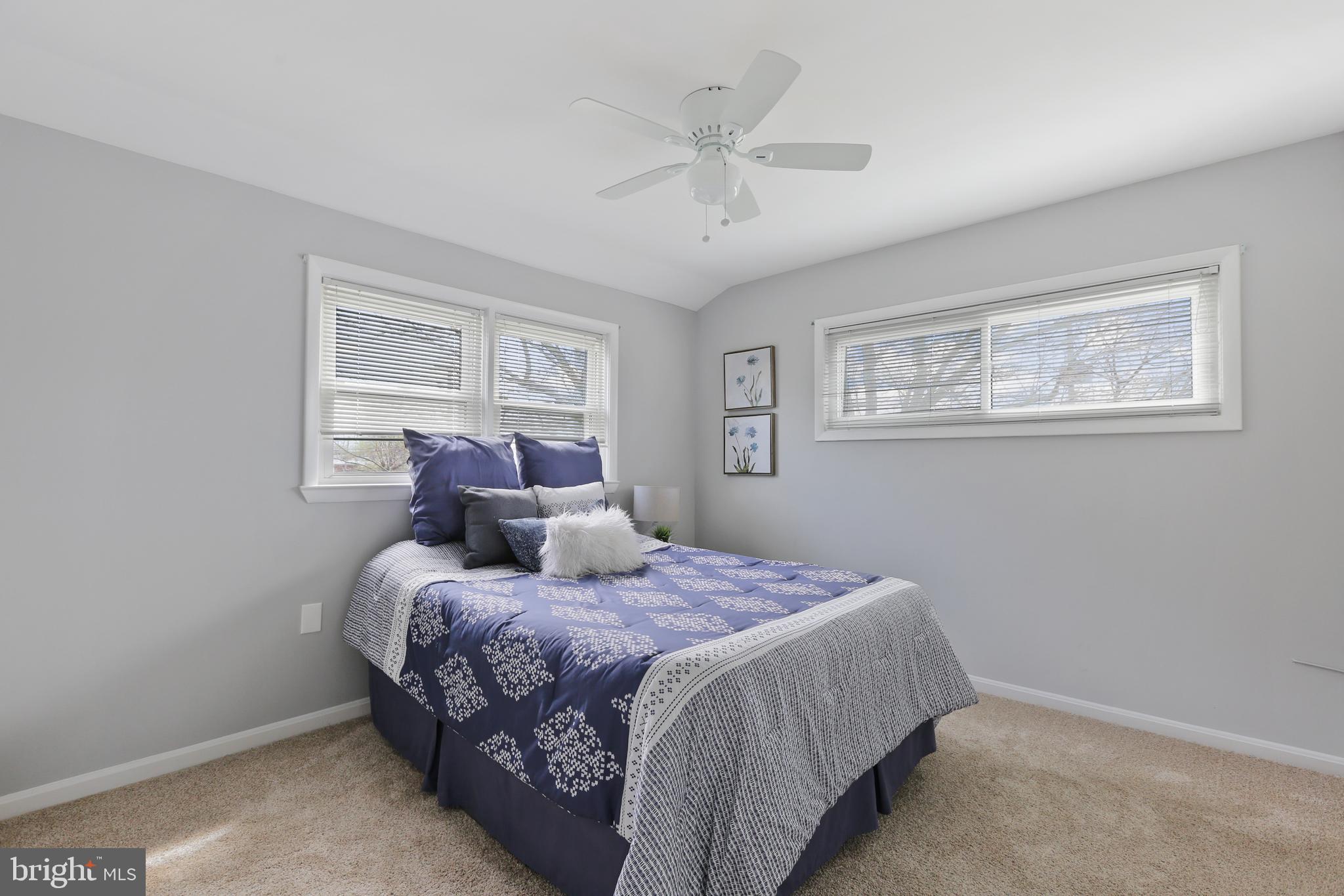 COUNTRY RIDGE - Residential