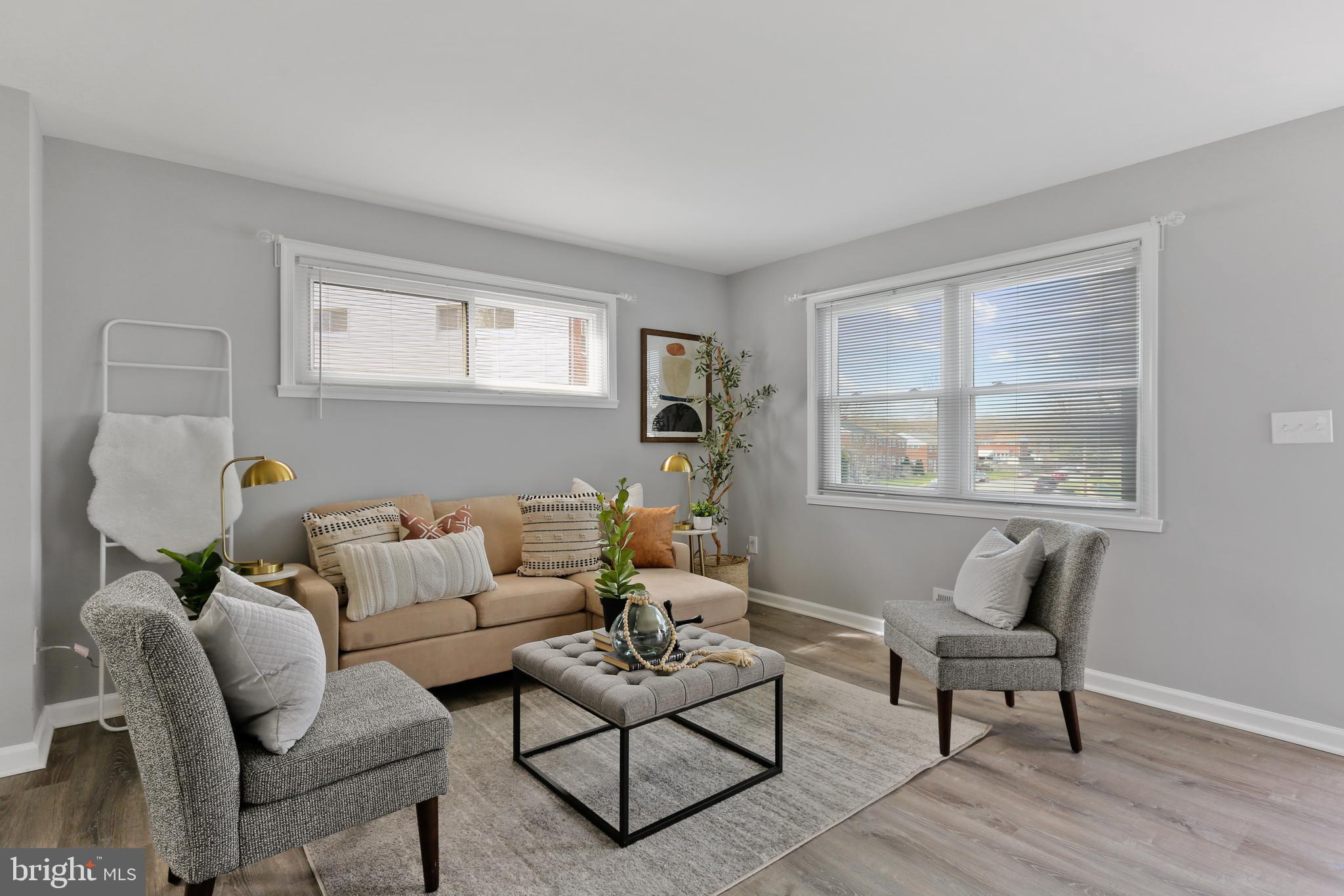 COUNTRY RIDGE - Residential