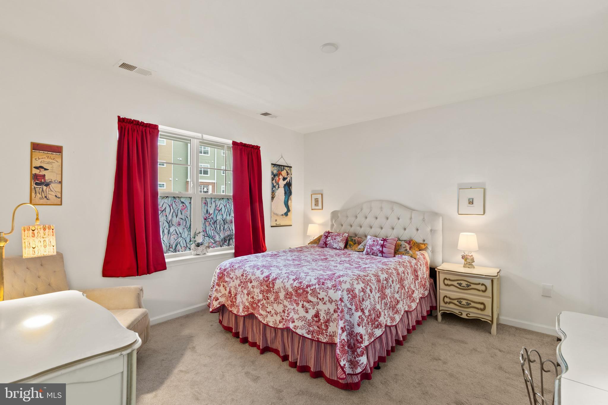 VINEYARDS AT NASSAU VALLEY - Residential