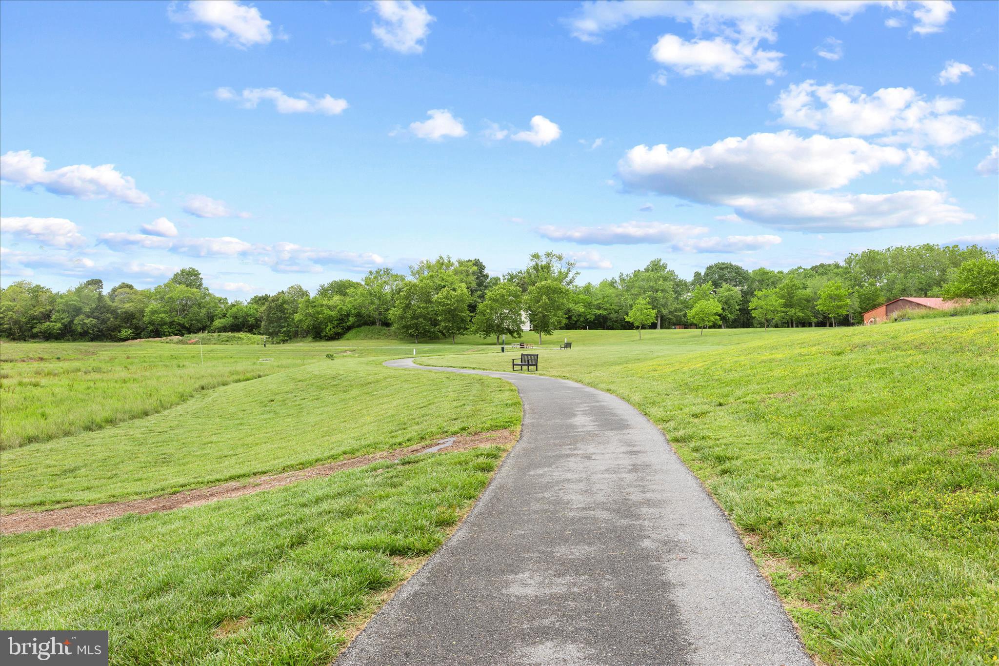 VINEYARDS AT NASSAU VALLEY - Residential