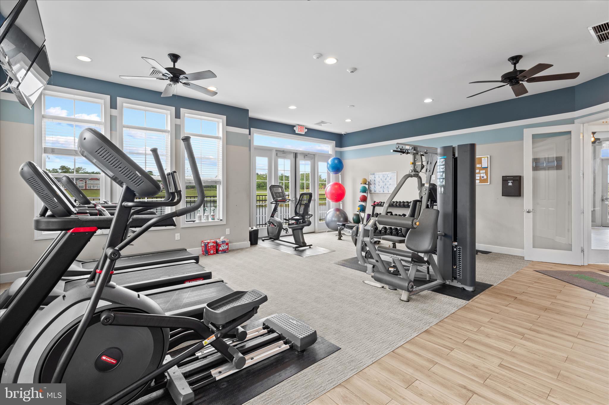 VINEYARDS AT NASSAU VALLEY - Residential