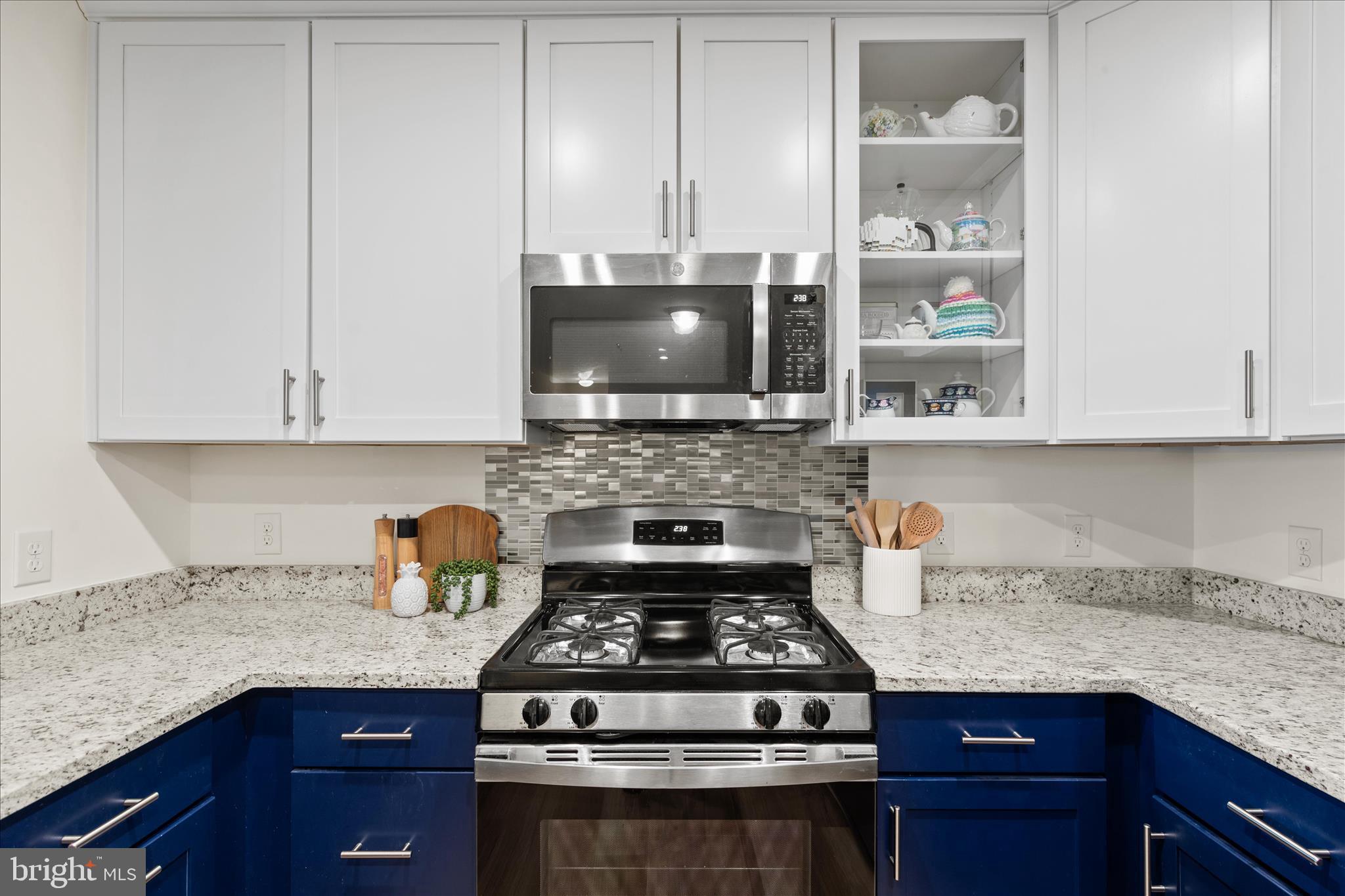 VINEYARDS AT NASSAU VALLEY - Residential