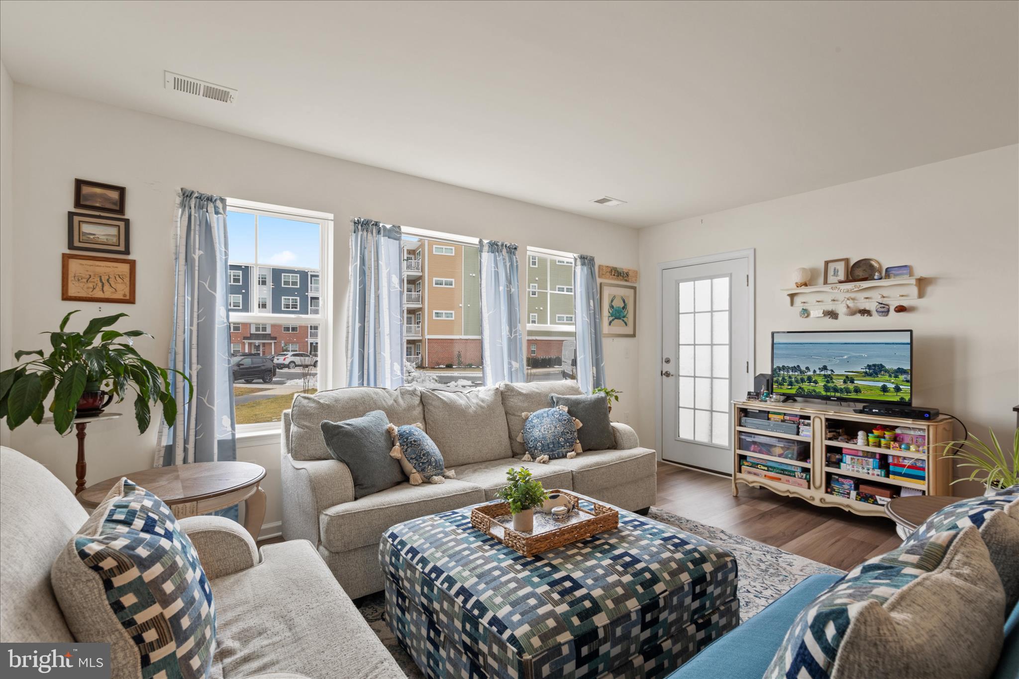 VINEYARDS AT NASSAU VALLEY - Residential