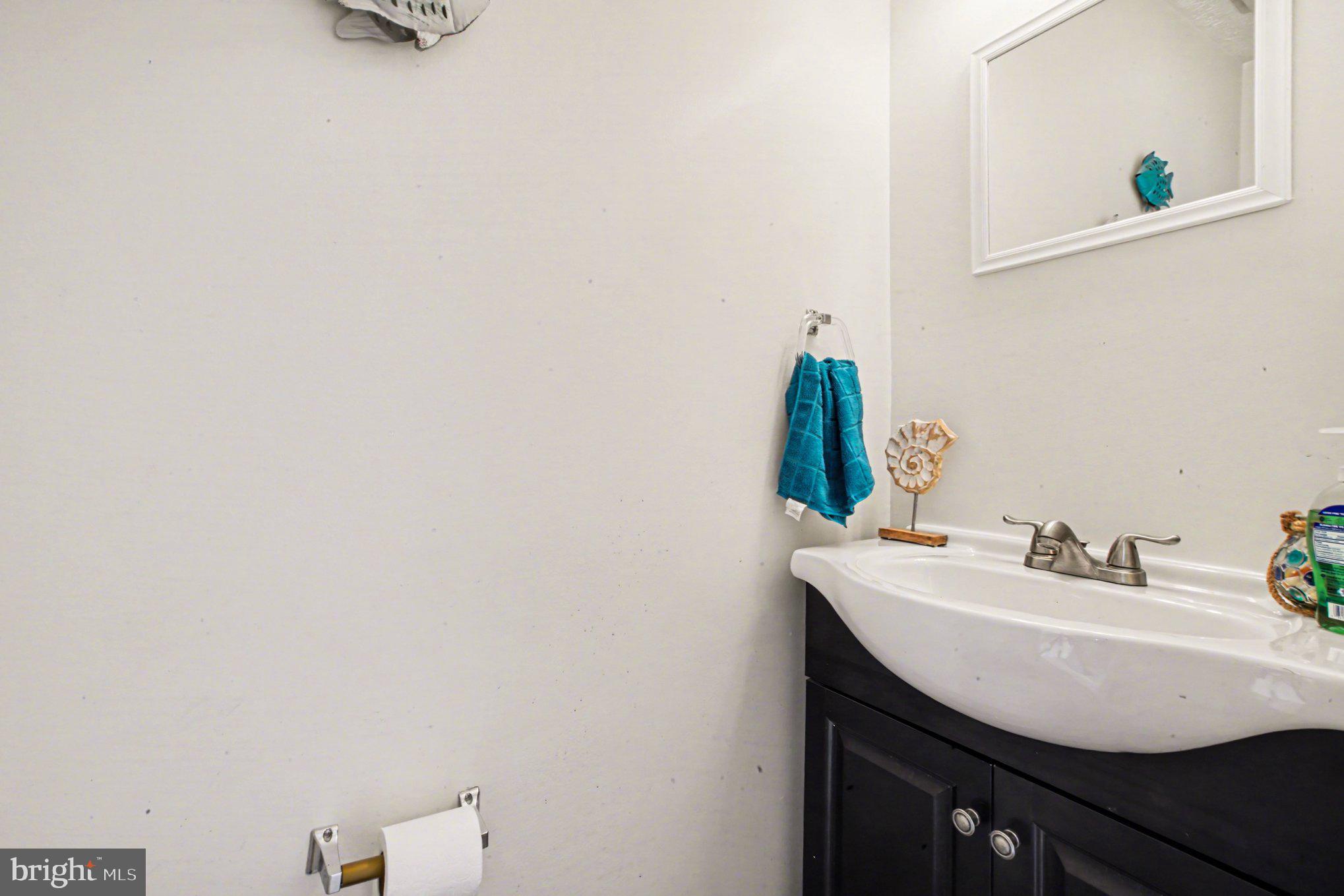 AUSTIN RUN TOWNHOUSES - Residential