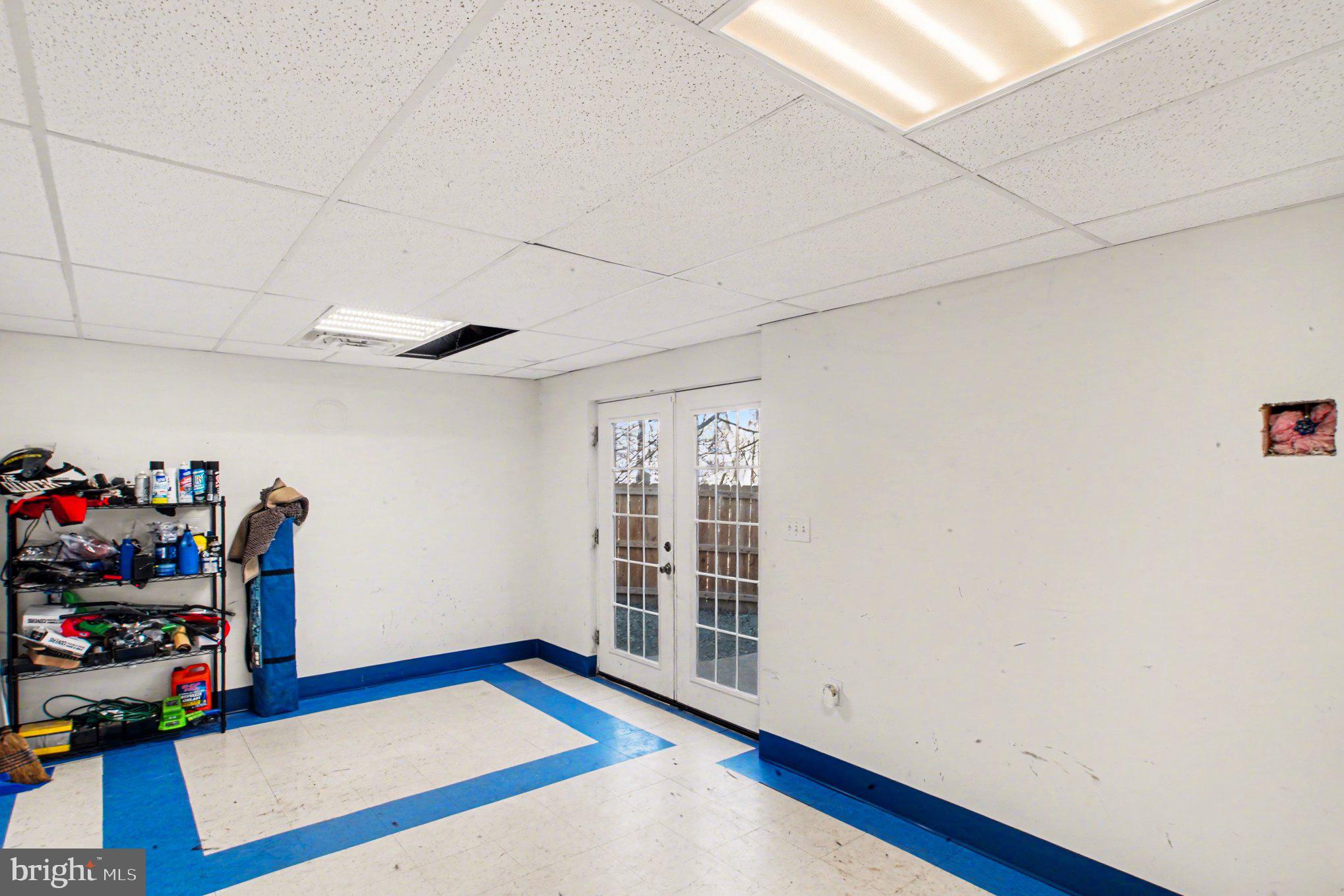 AUSTIN RUN TOWNHOUSES - Residential