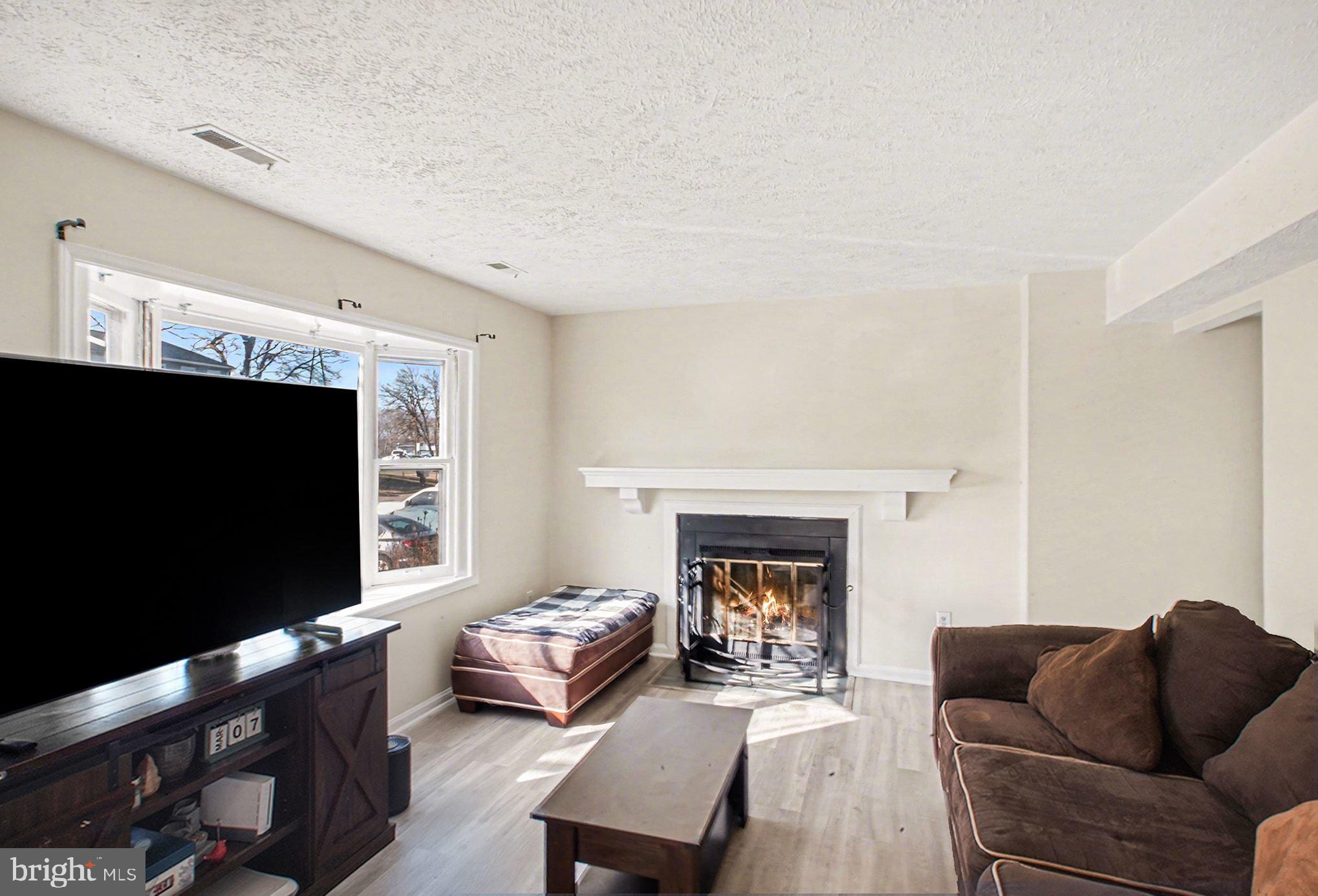 AUSTIN RUN TOWNHOUSES - Residential