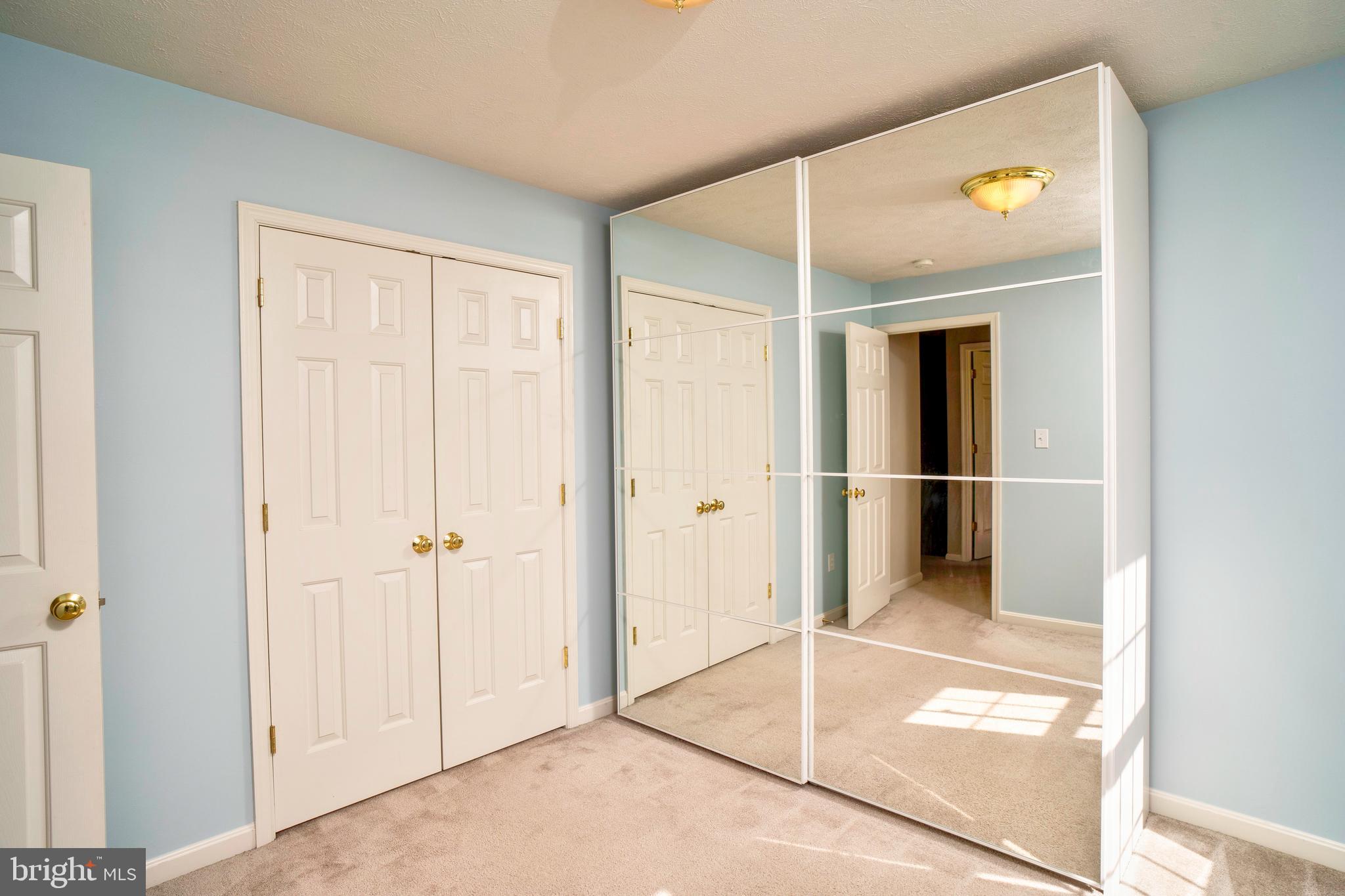 OAKLAND PARK - Residential