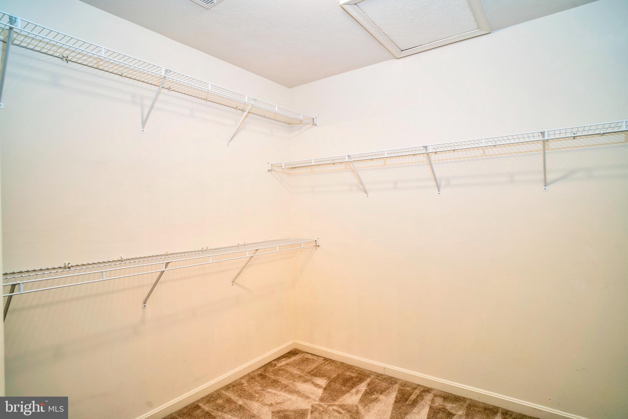 OAKLAND PARK - Residential