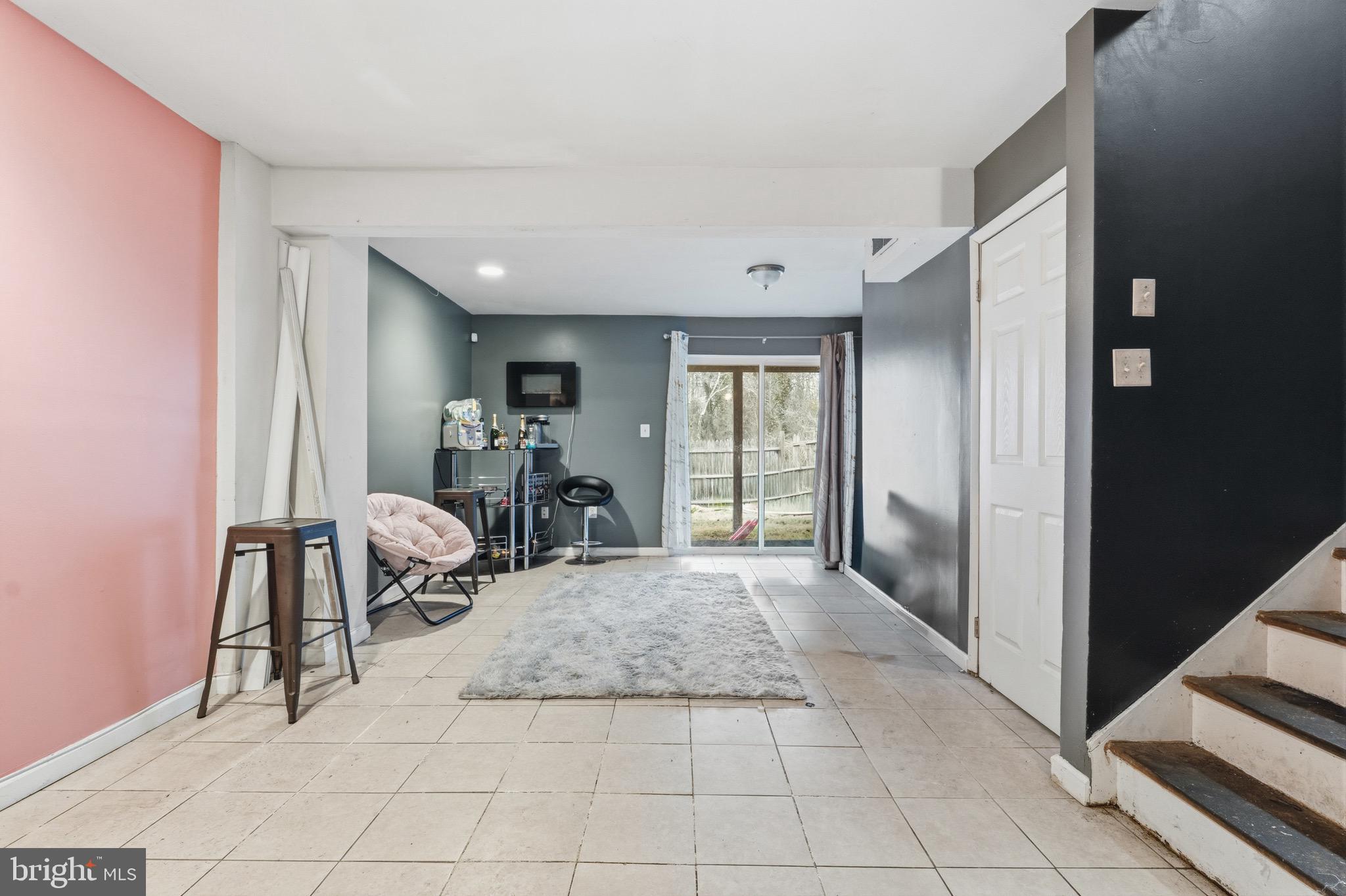 LONDON WOODS - Residential