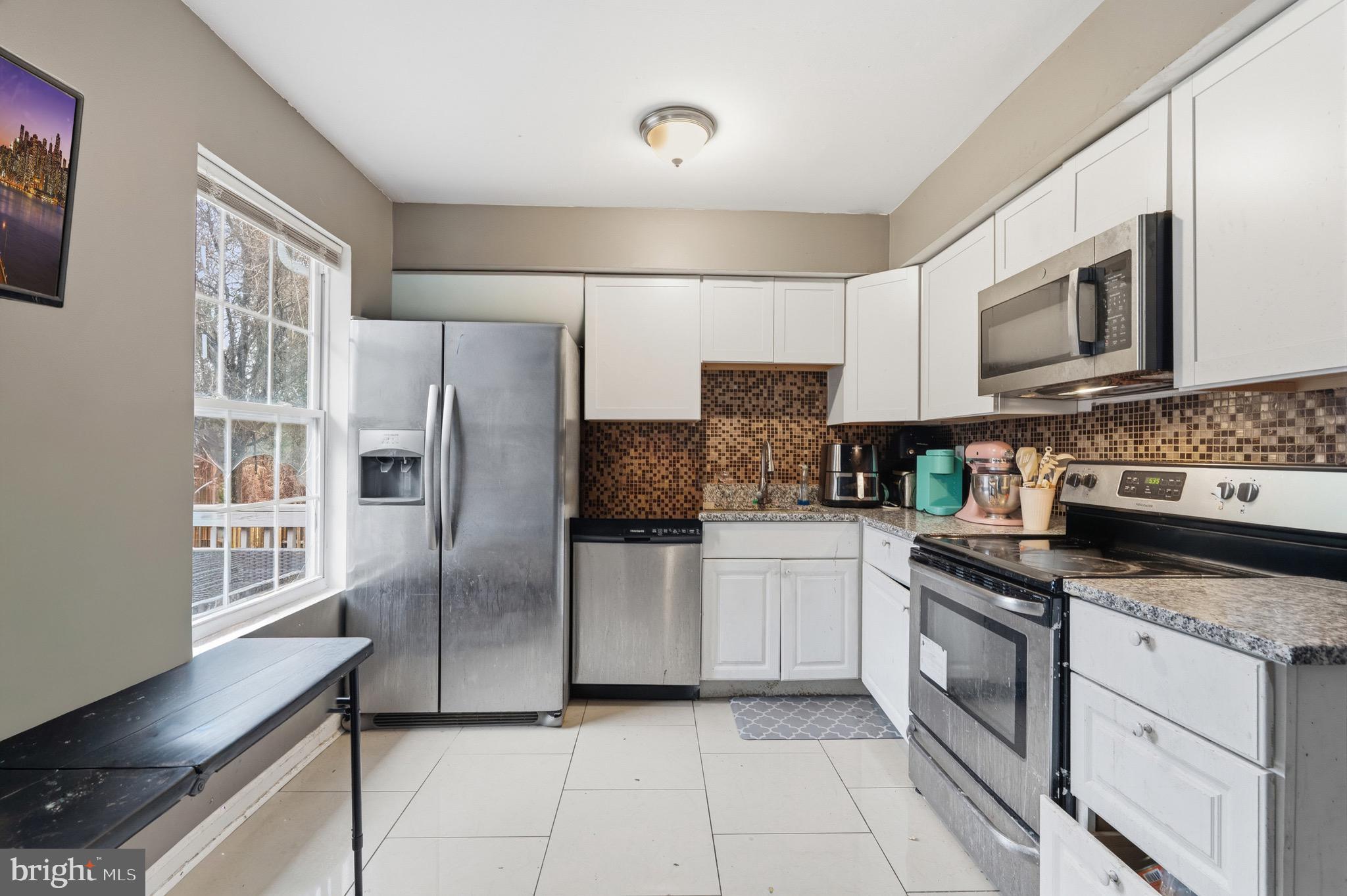 LONDON WOODS - Residential