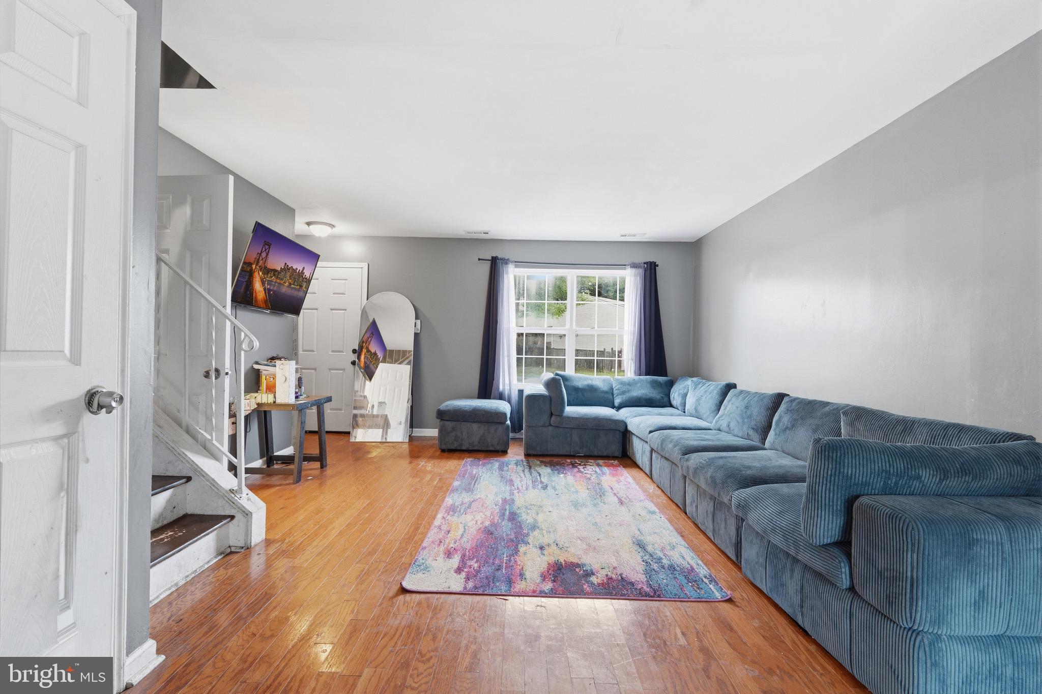 LONDON WOODS - Residential