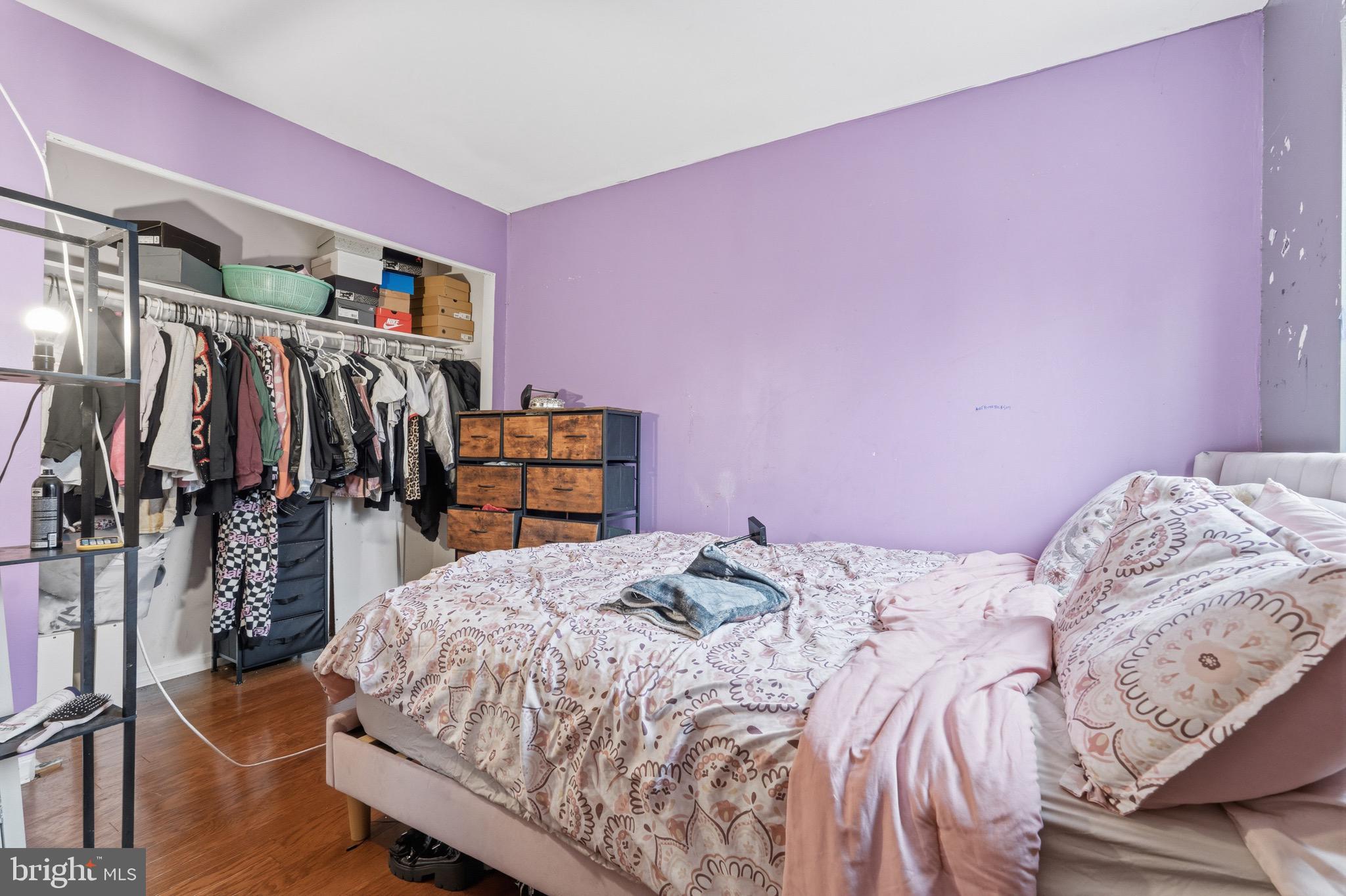 LONDON WOODS - Residential