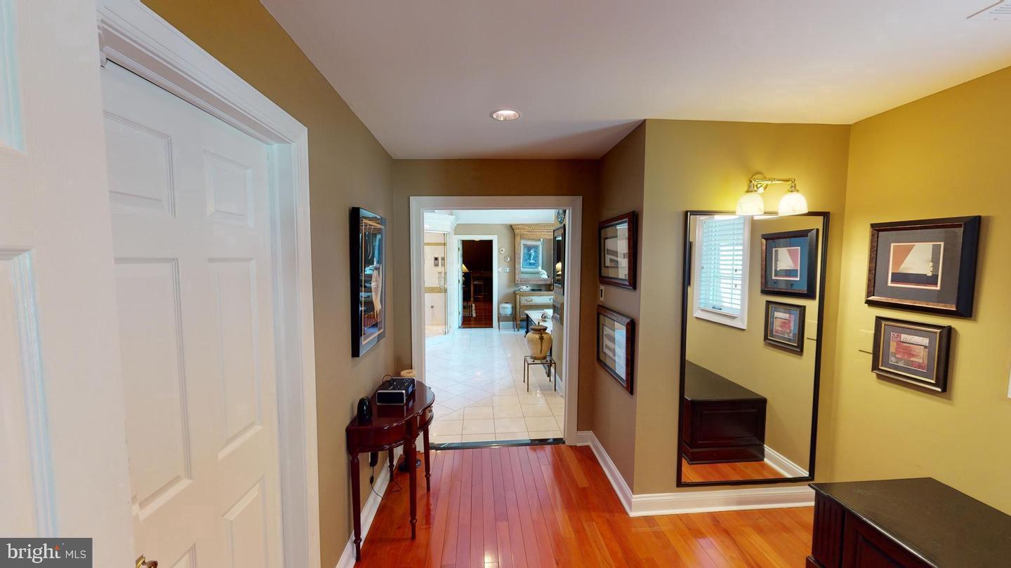 BURROWS RUN - Residential