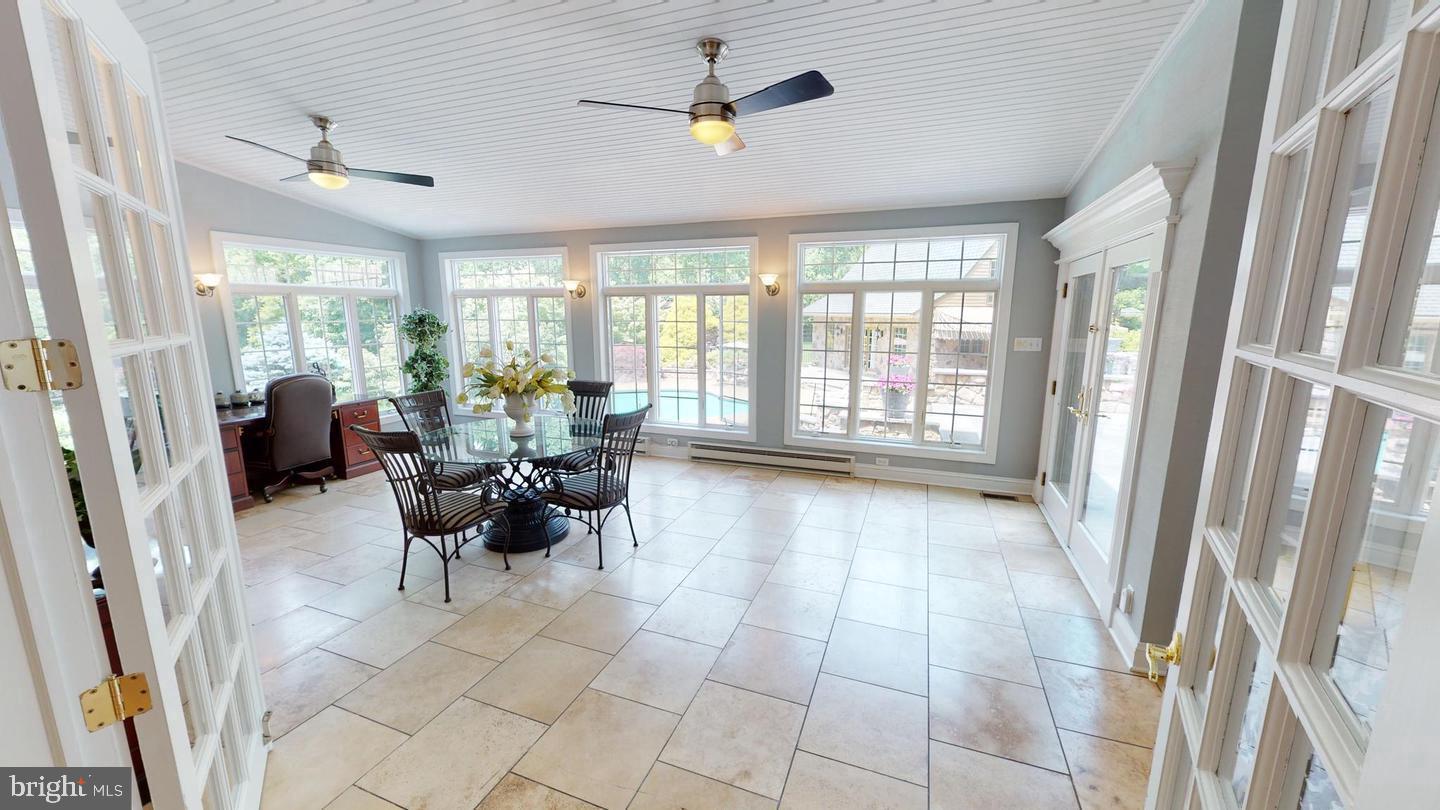 BURROWS RUN - Residential