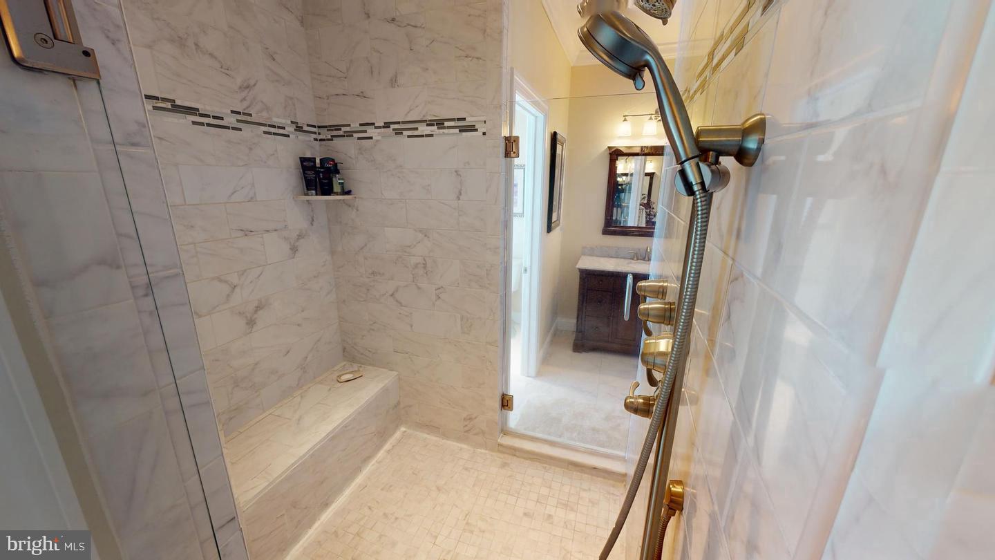 BURROWS RUN - Residential