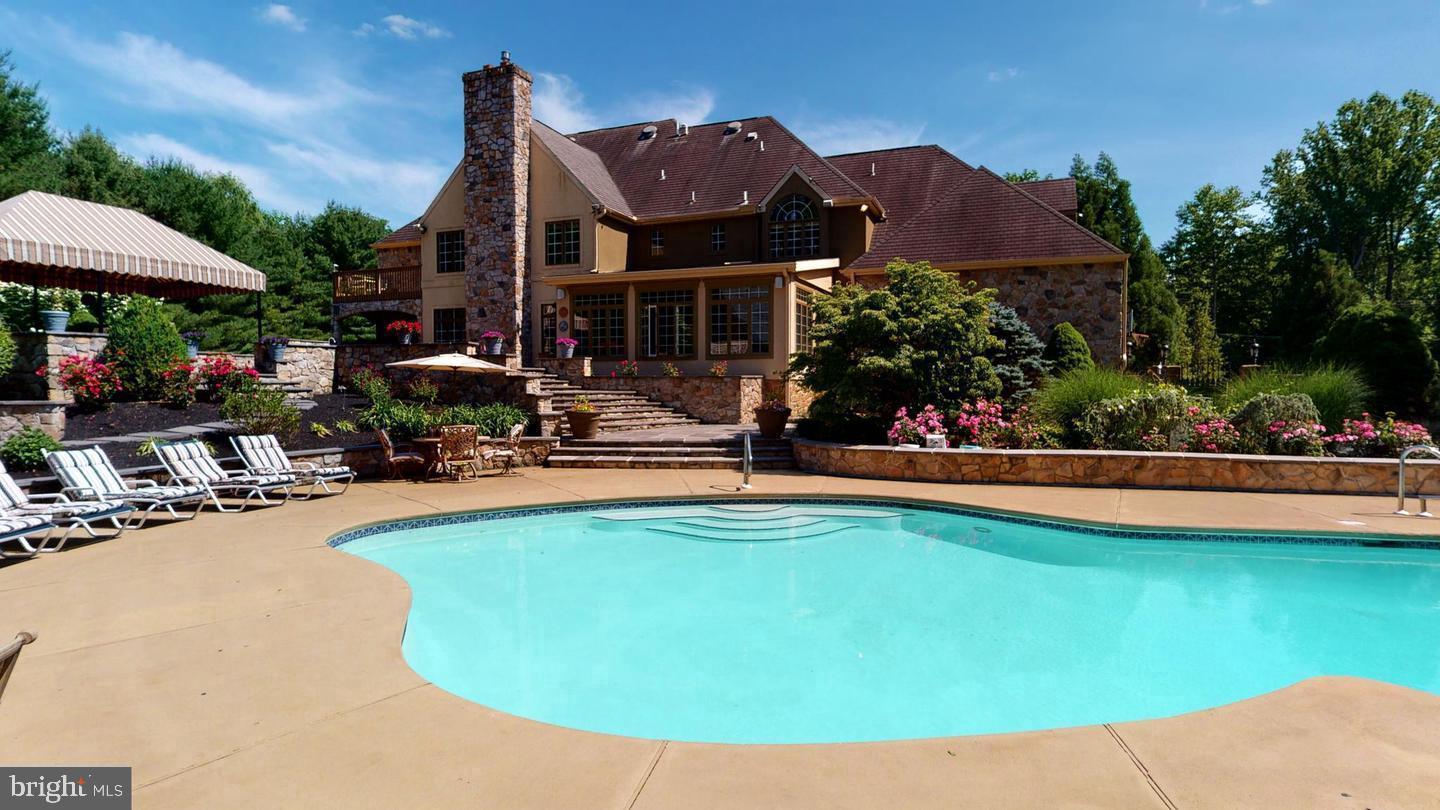 BURROWS RUN - Residential