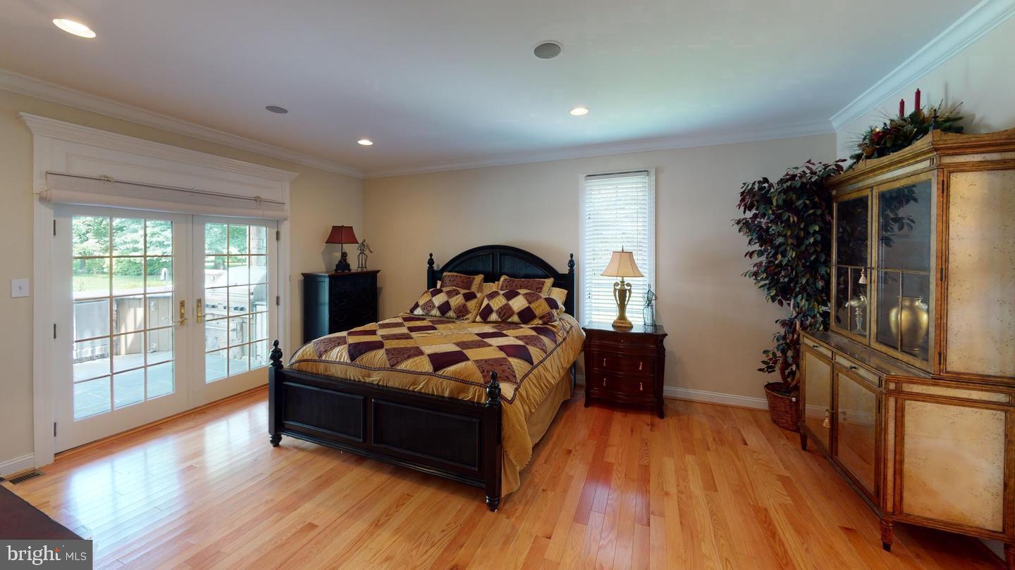 BURROWS RUN - Residential