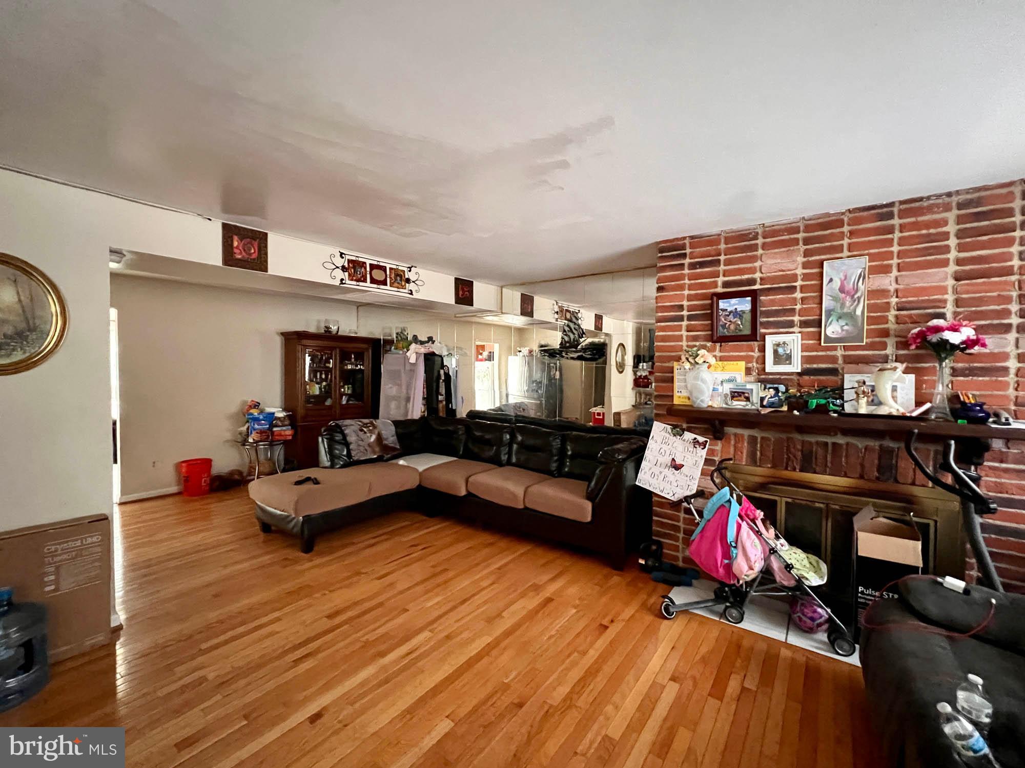 CHESTNUT WOODS - Residential