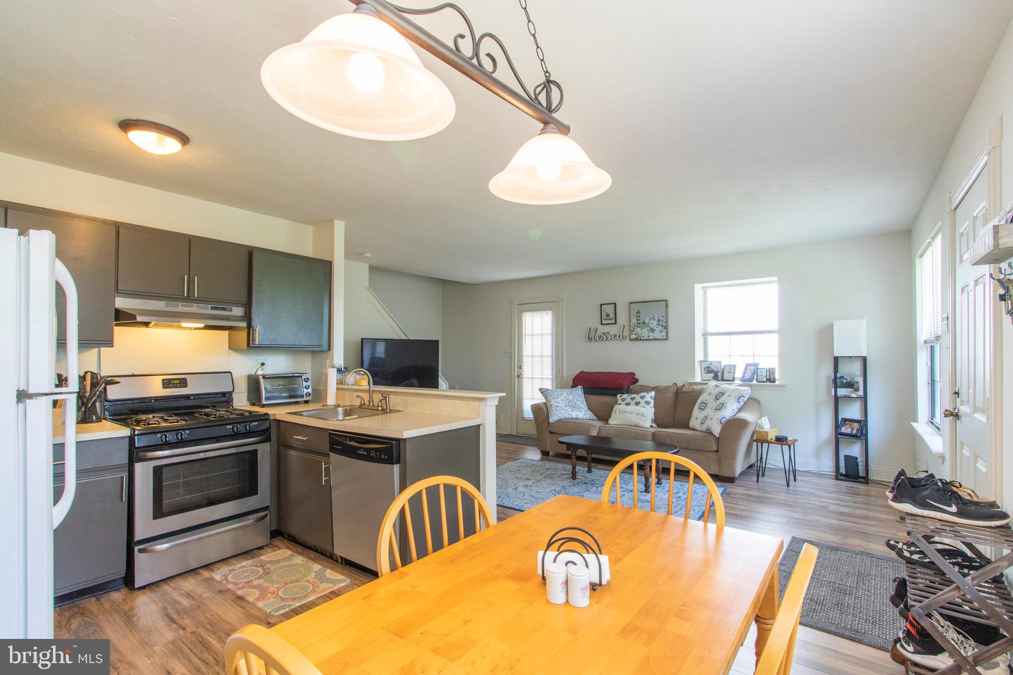 NORTHRIDGE ESTATES - Residential