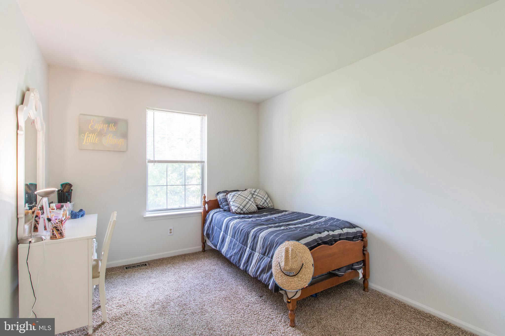 NORTHRIDGE ESTATES - Residential