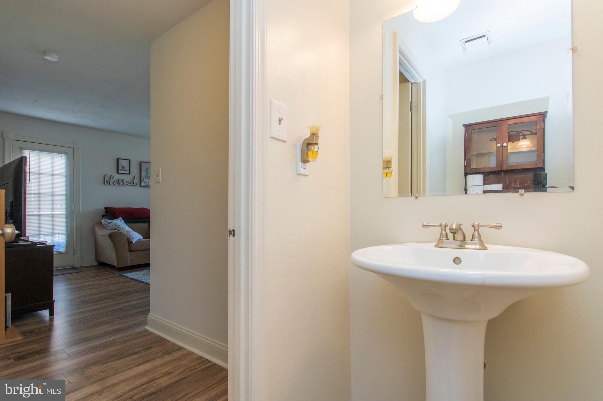 NORTHRIDGE ESTATES - Residential