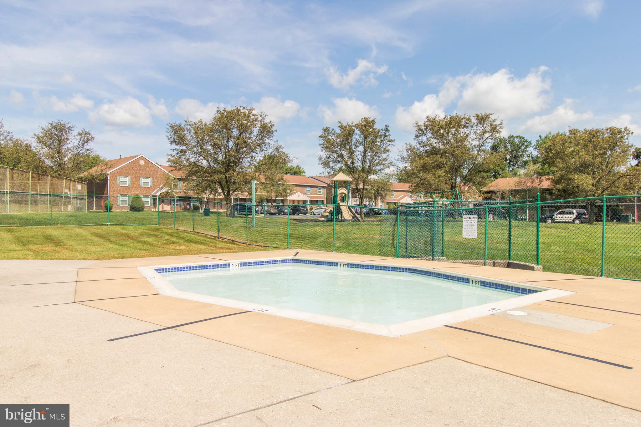 NORTHRIDGE ESTATES - Residential