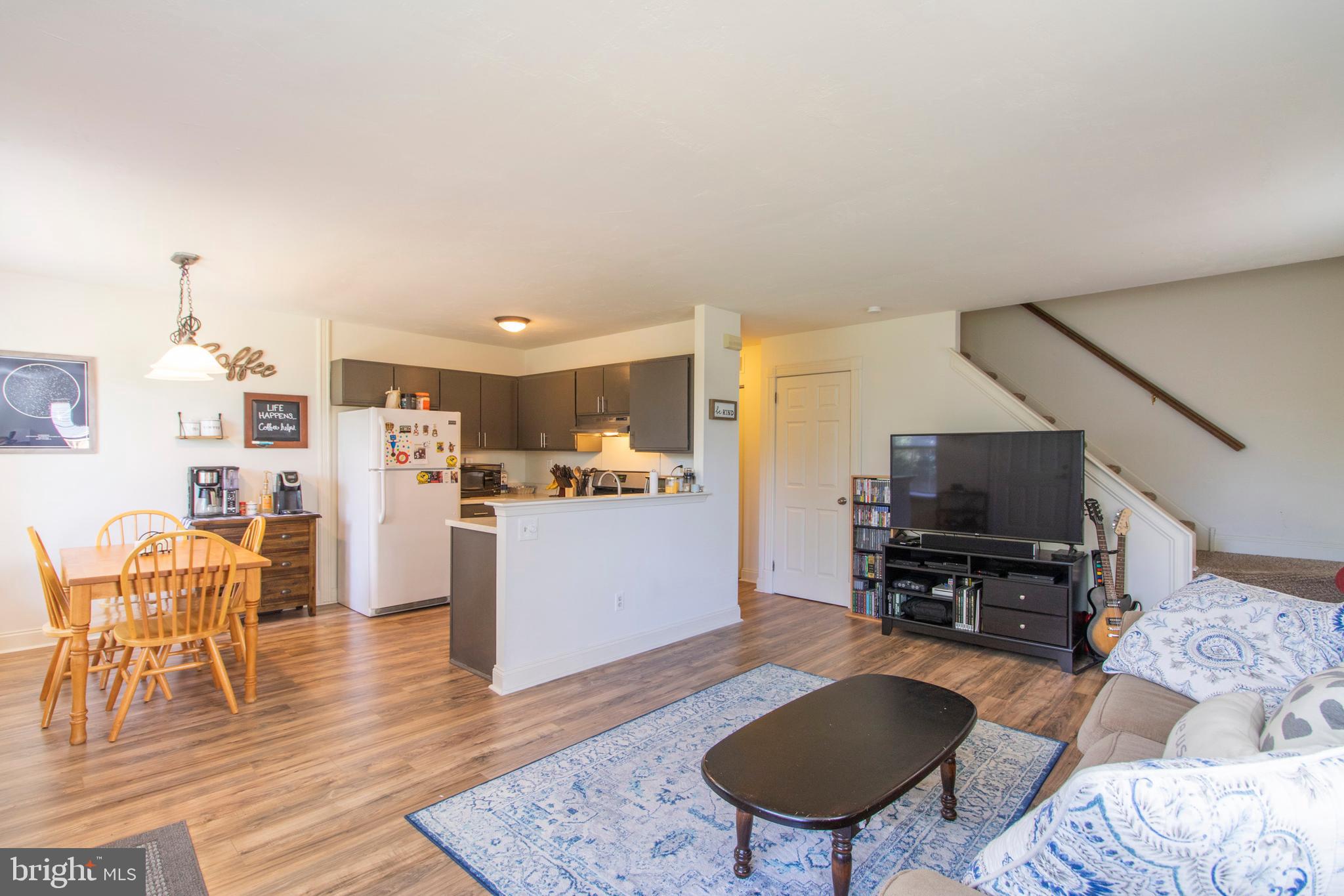 NORTHRIDGE ESTATES - Residential