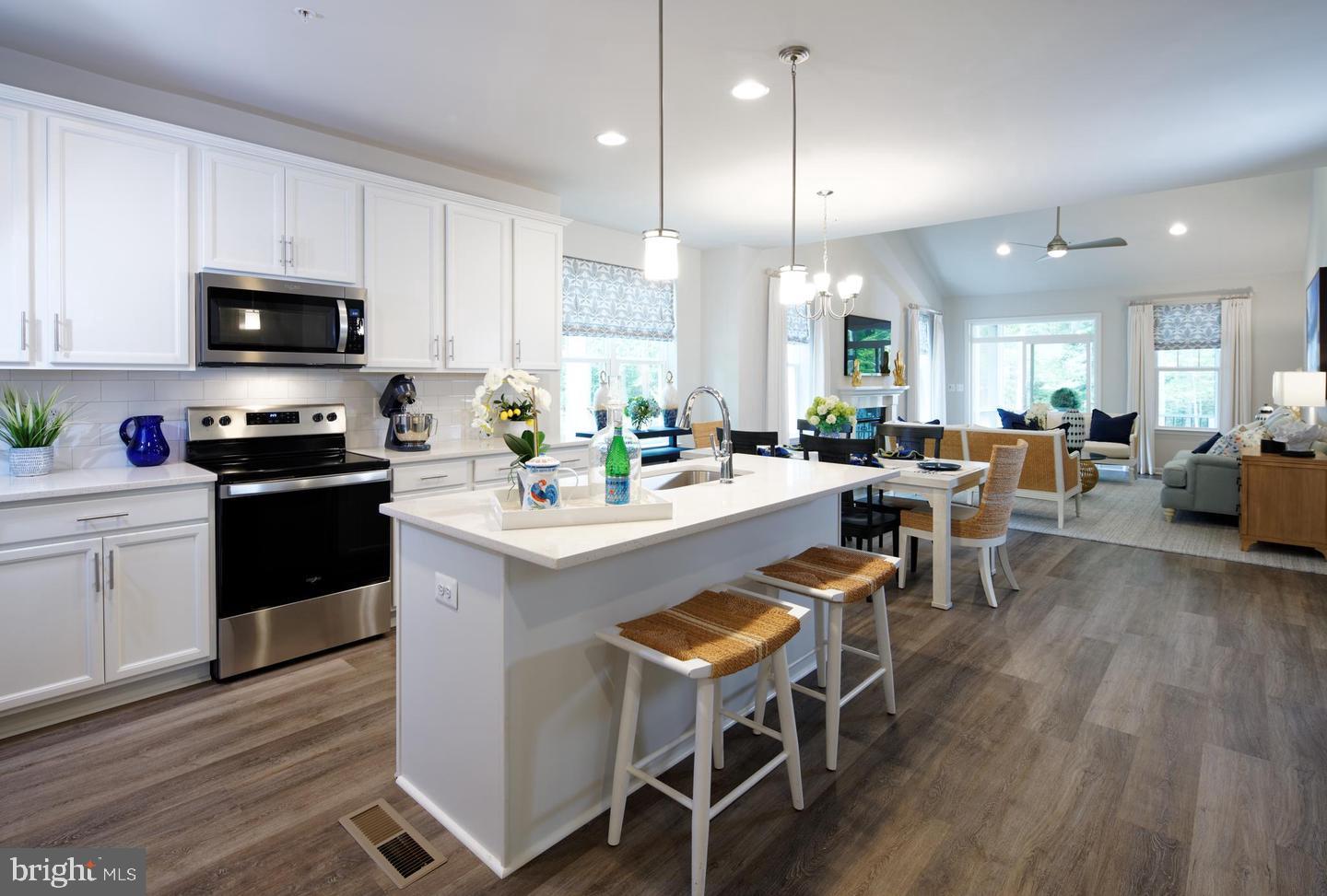 SWAN POINT - Residential