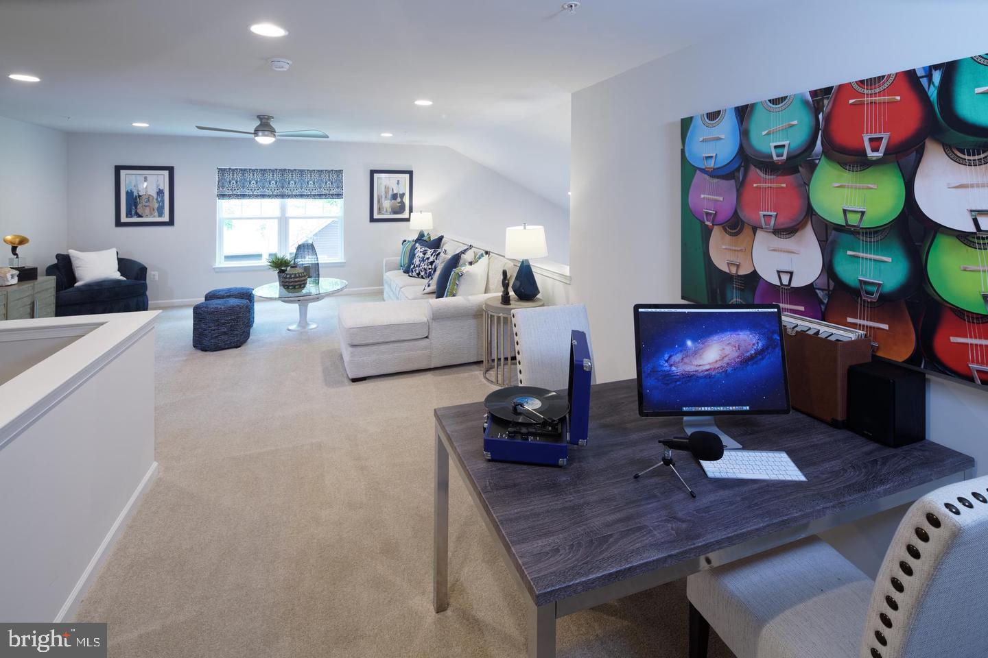 SWAN POINT - Residential