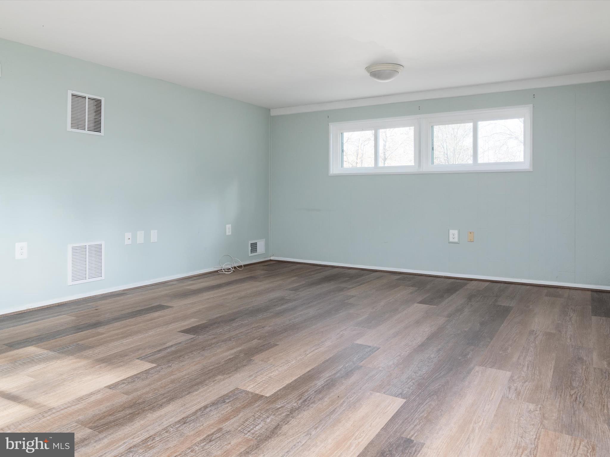 TWINBROOK FOREST - Residential