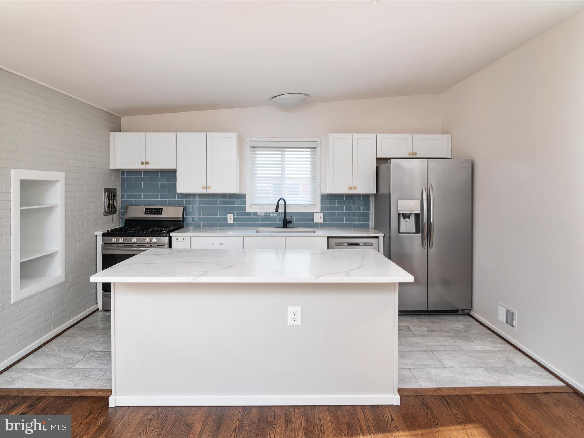 TWINBROOK FOREST - Residential