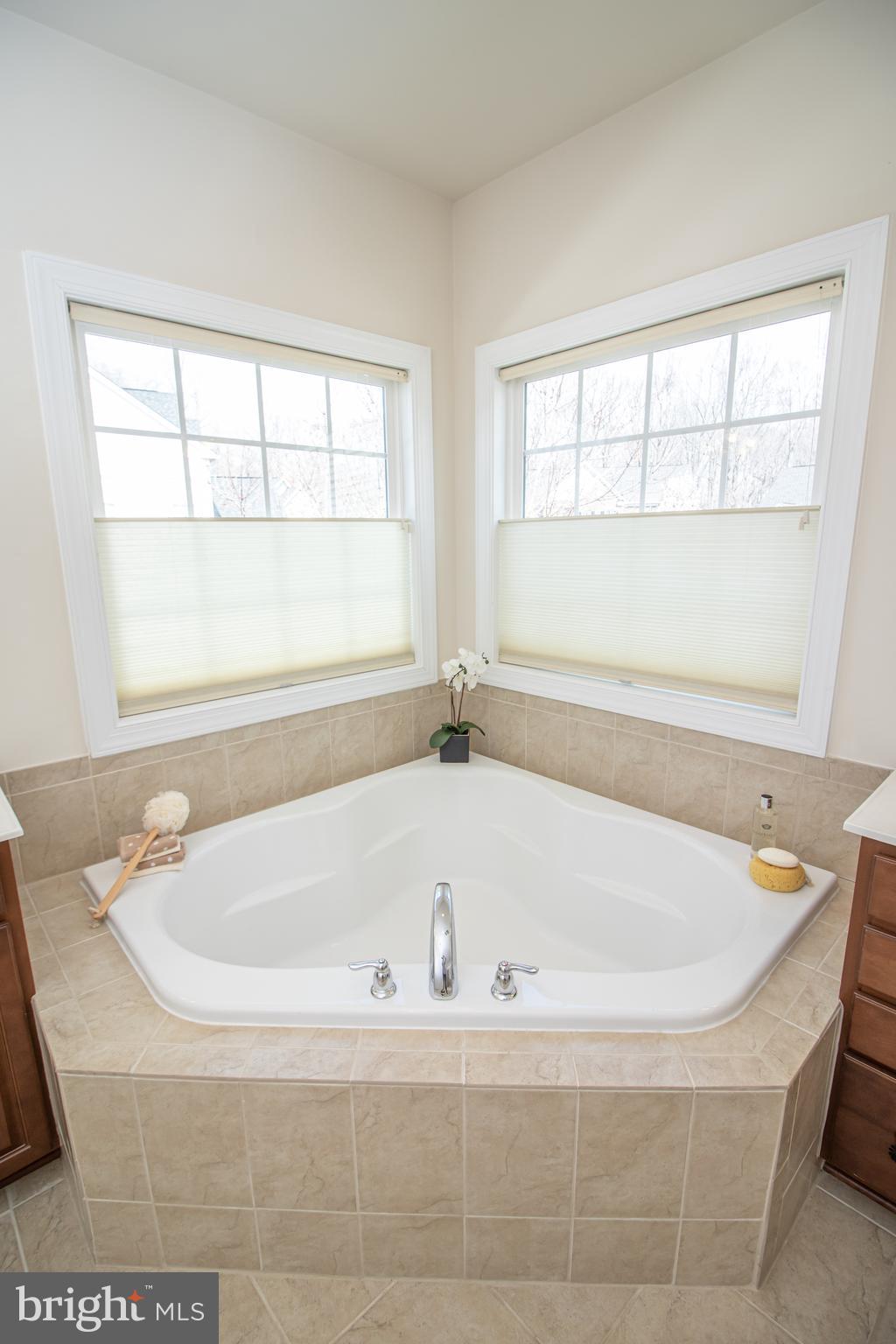 BALMORAL-PLAT 10> - Residential