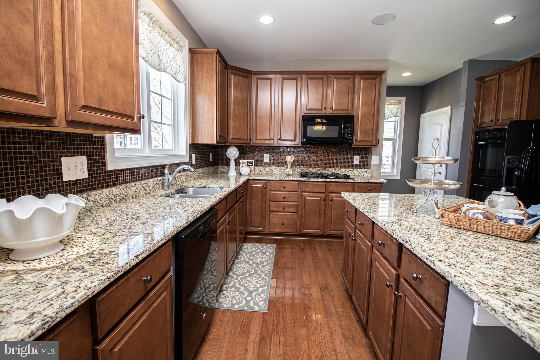 BALMORAL-PLAT 10> - Residential