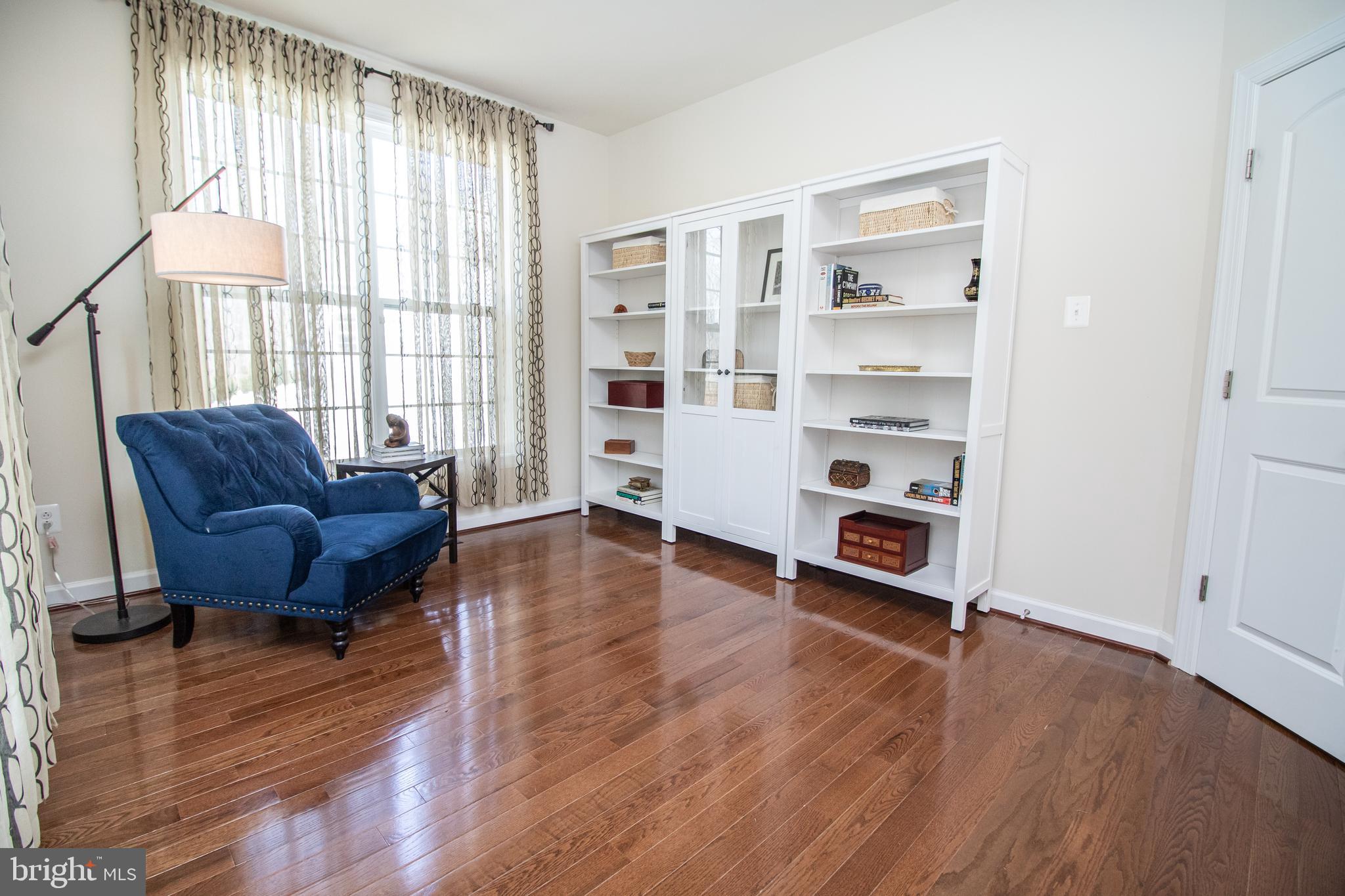 BALMORAL-PLAT 10> - Residential