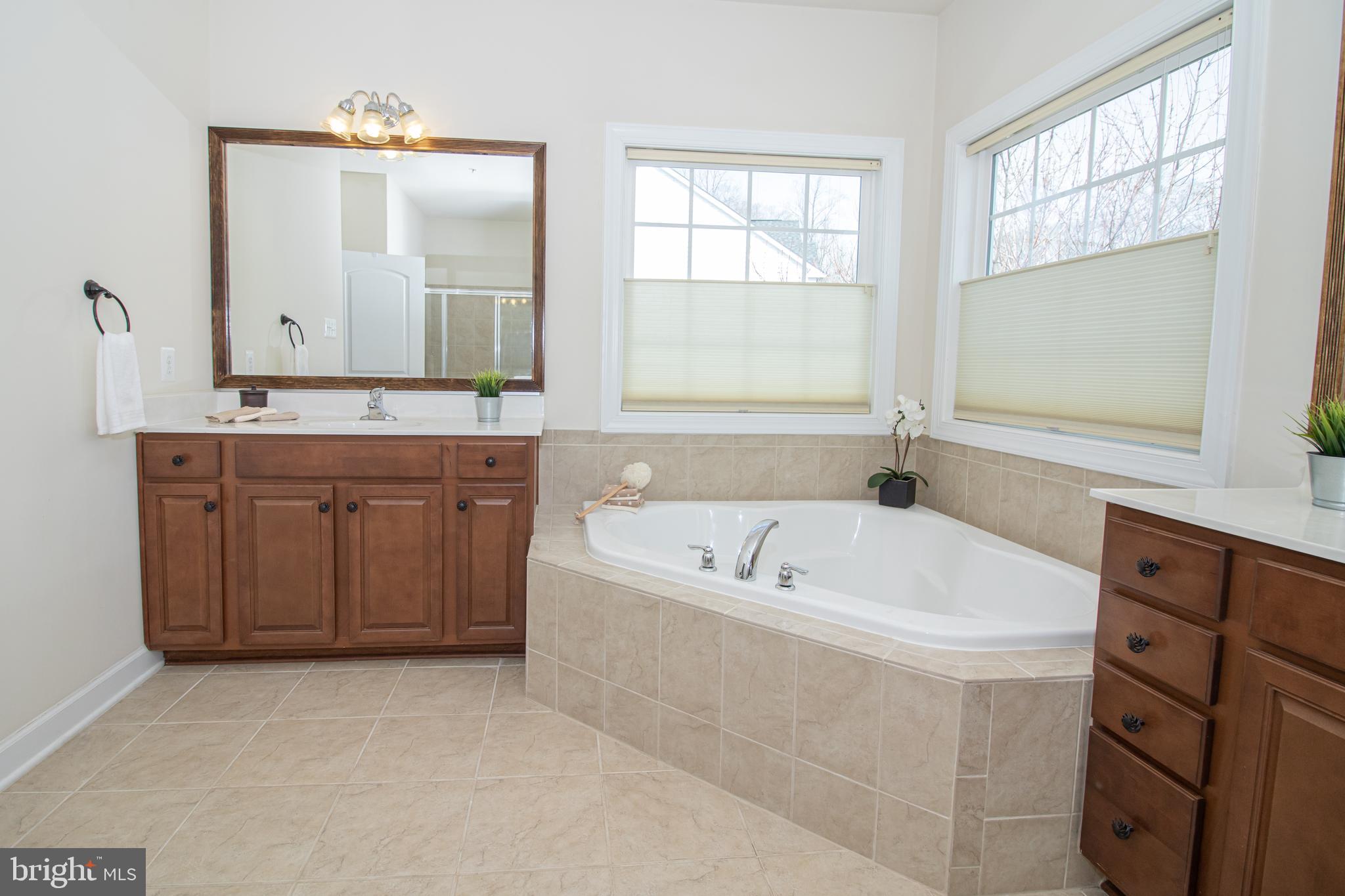 BALMORAL-PLAT 10> - Residential