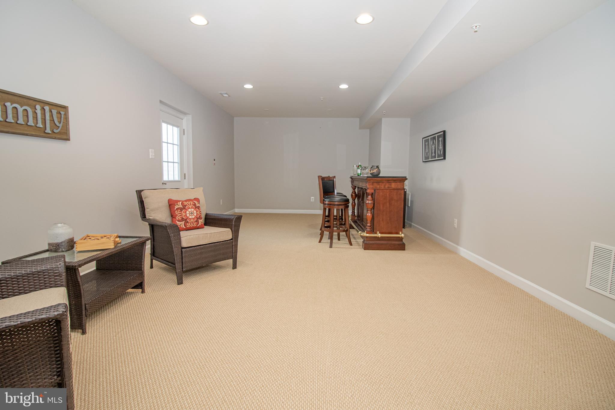 BALMORAL-PLAT 10> - Residential