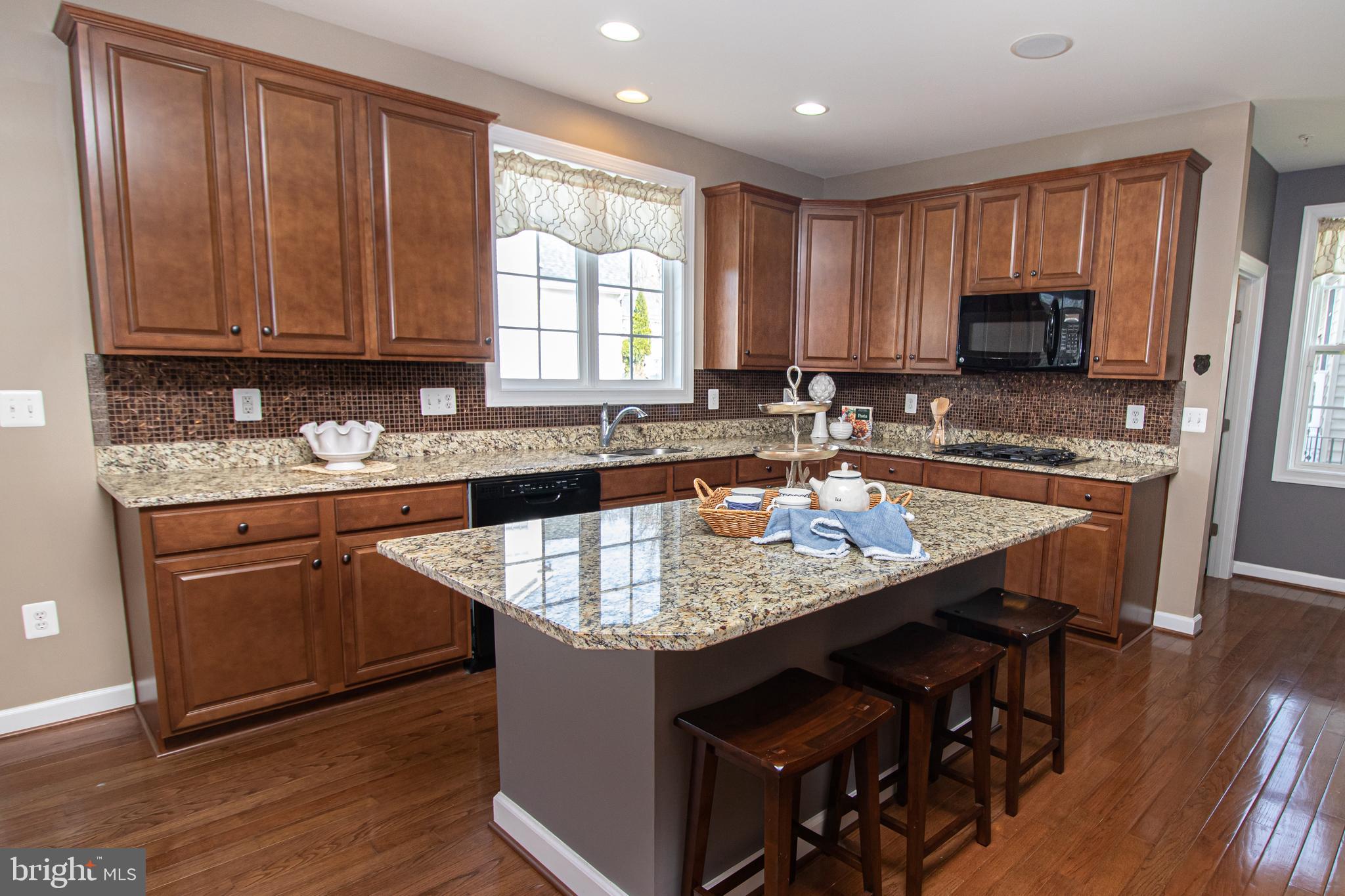 BALMORAL-PLAT 10> - Residential