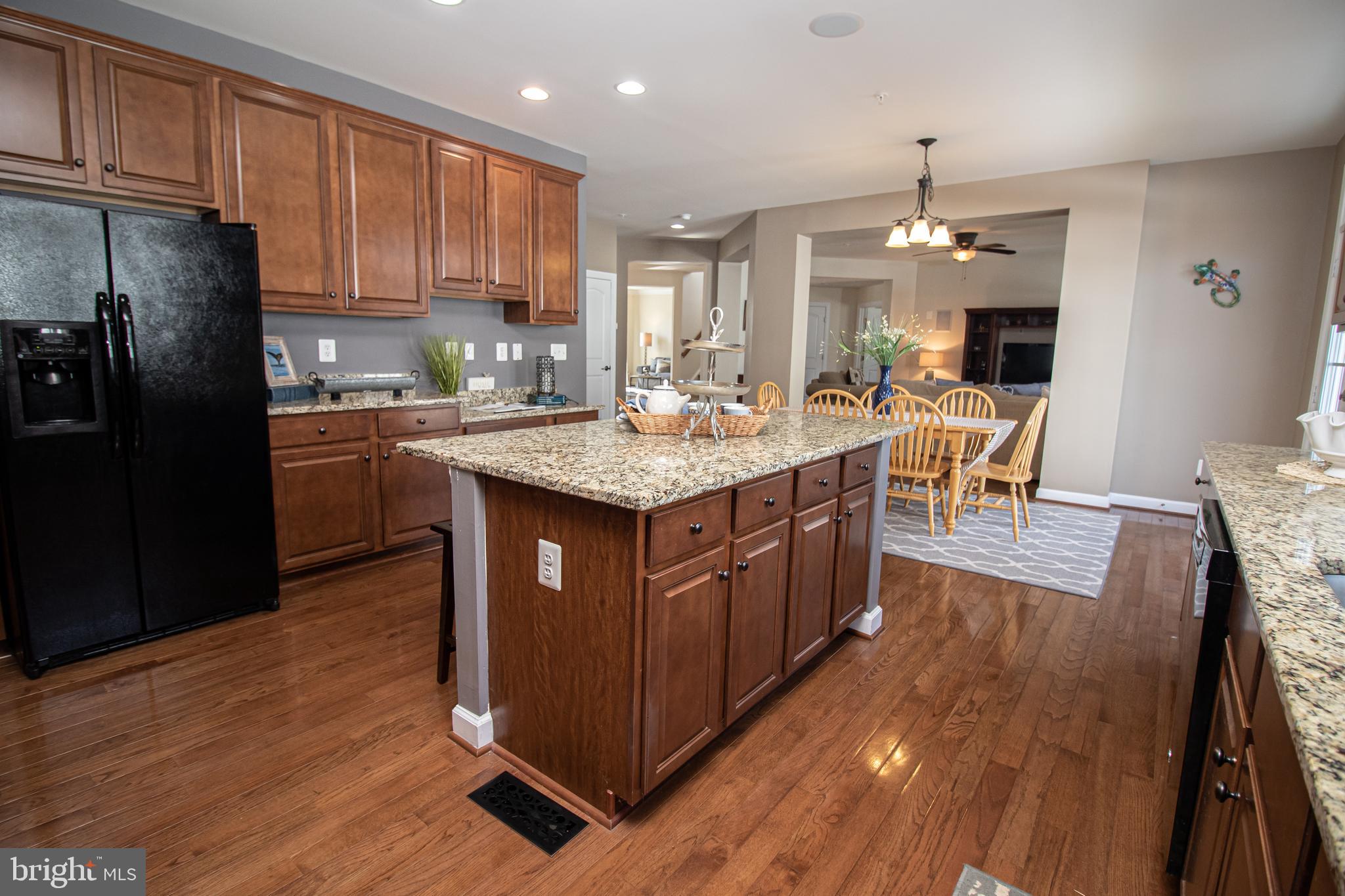 BALMORAL-PLAT 10> - Residential