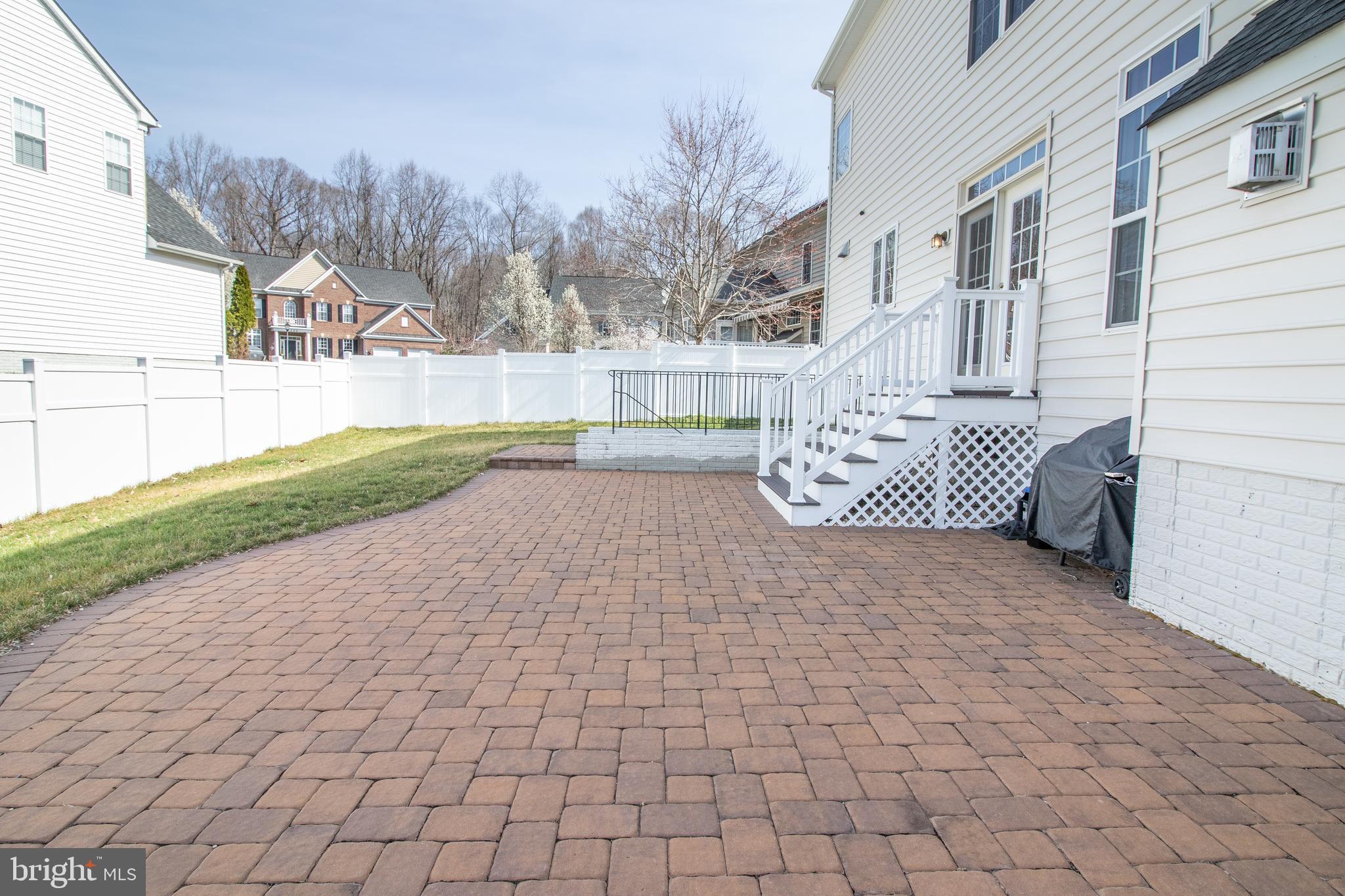 BALMORAL-PLAT 10> - Residential