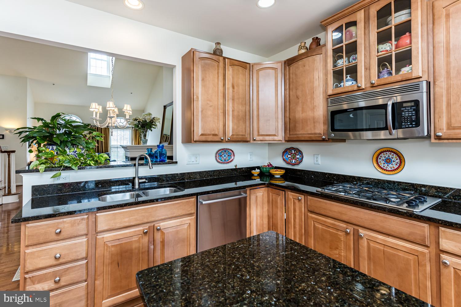 COURTYARDS AT WAVERLY WOODS EAST - Residential