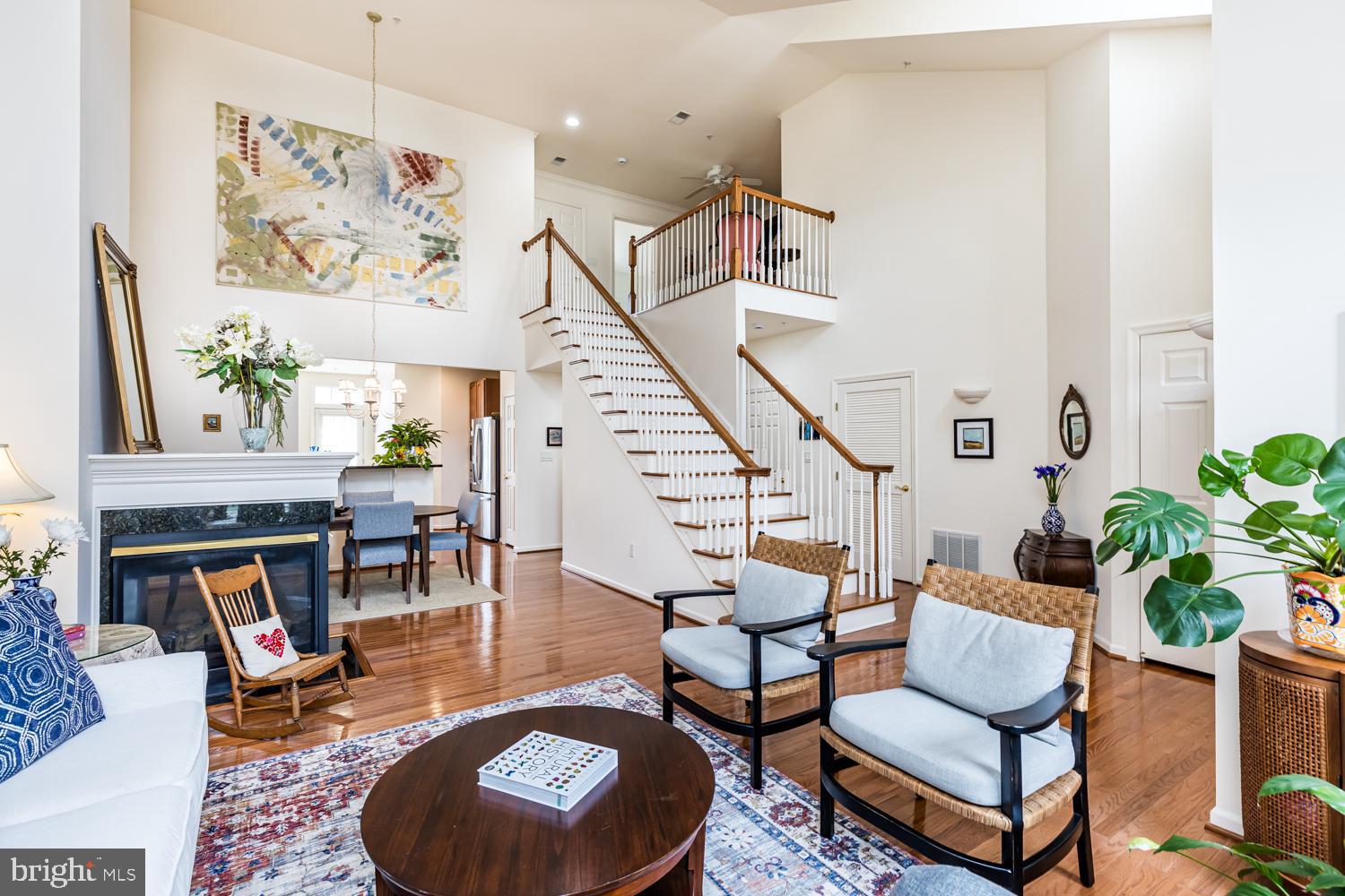 COURTYARDS AT WAVERLY WOODS EAST - Residential