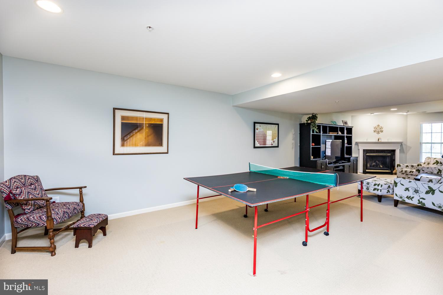 COURTYARDS AT WAVERLY WOODS EAST - Residential