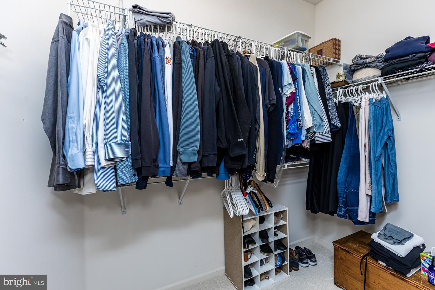 COURTYARDS AT WAVERLY WOODS EAST - Residential