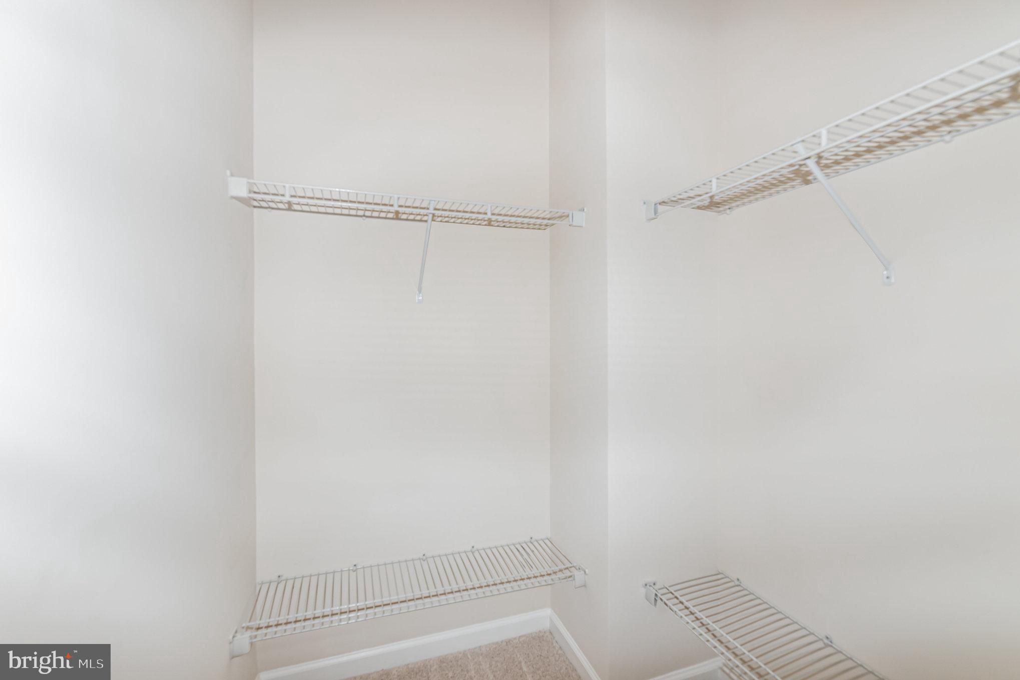 STONEY RUN VILLAGE - Residential