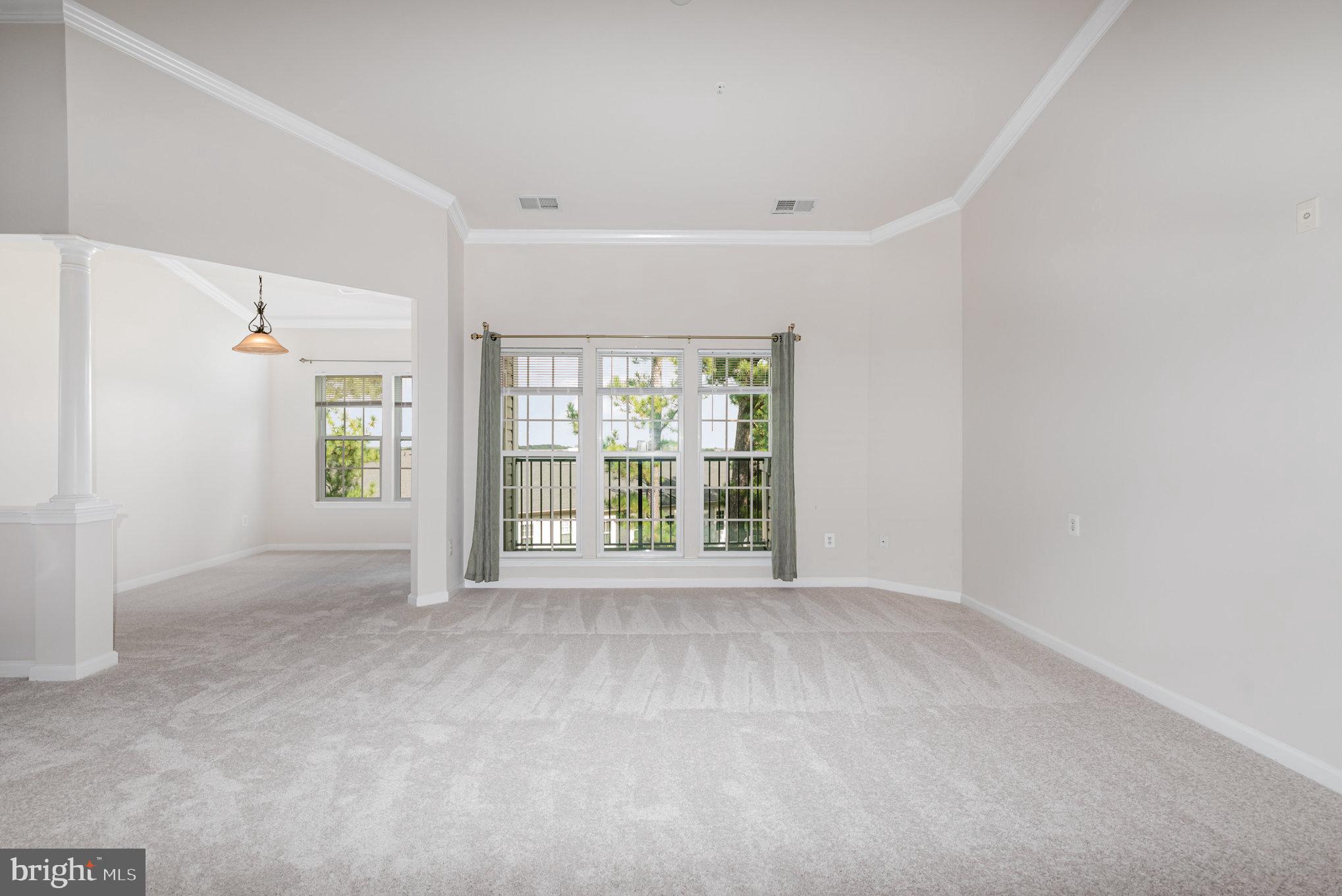 1624 HARDWICK COURT 402