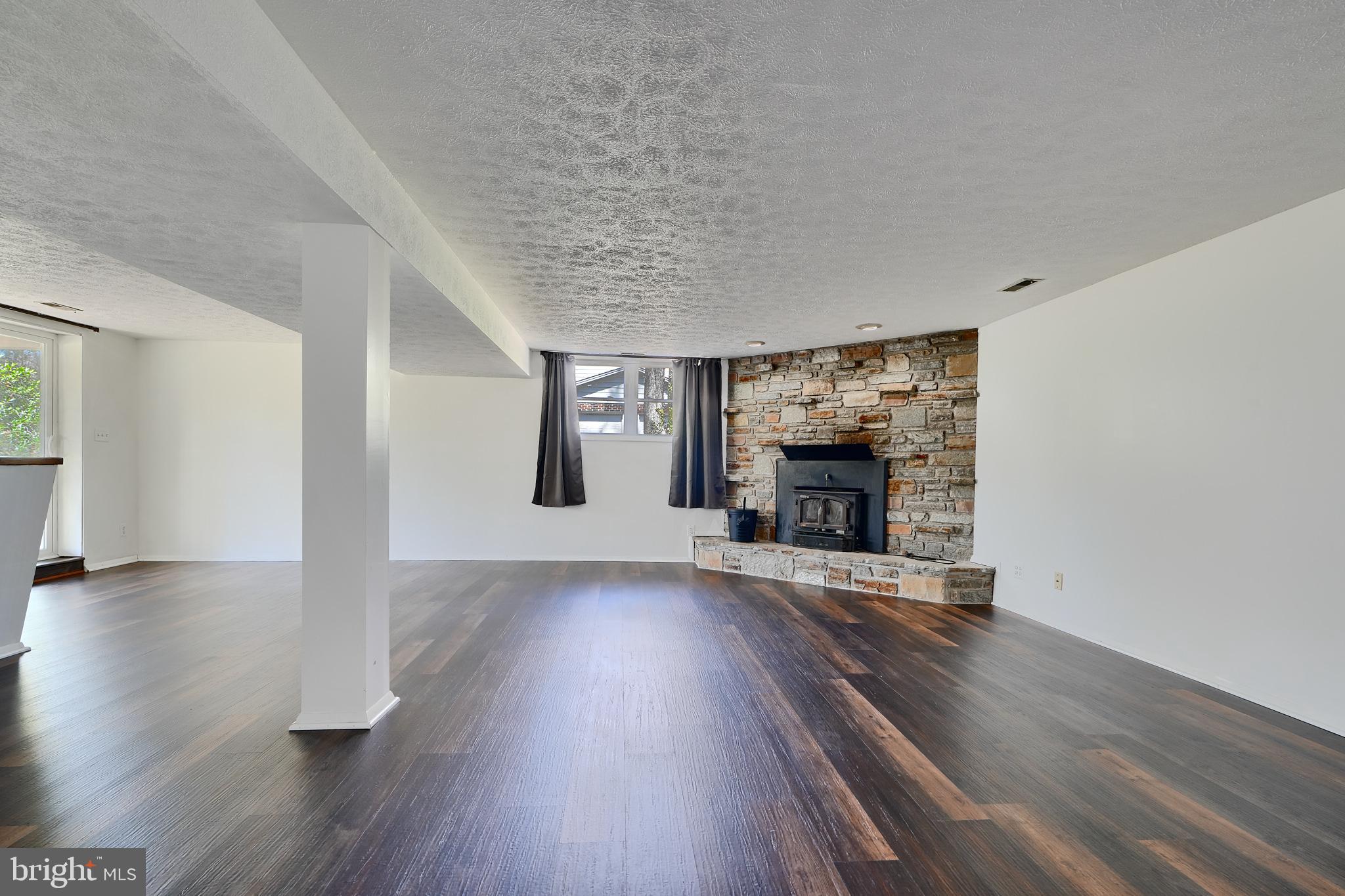 WOODCREST - Residential